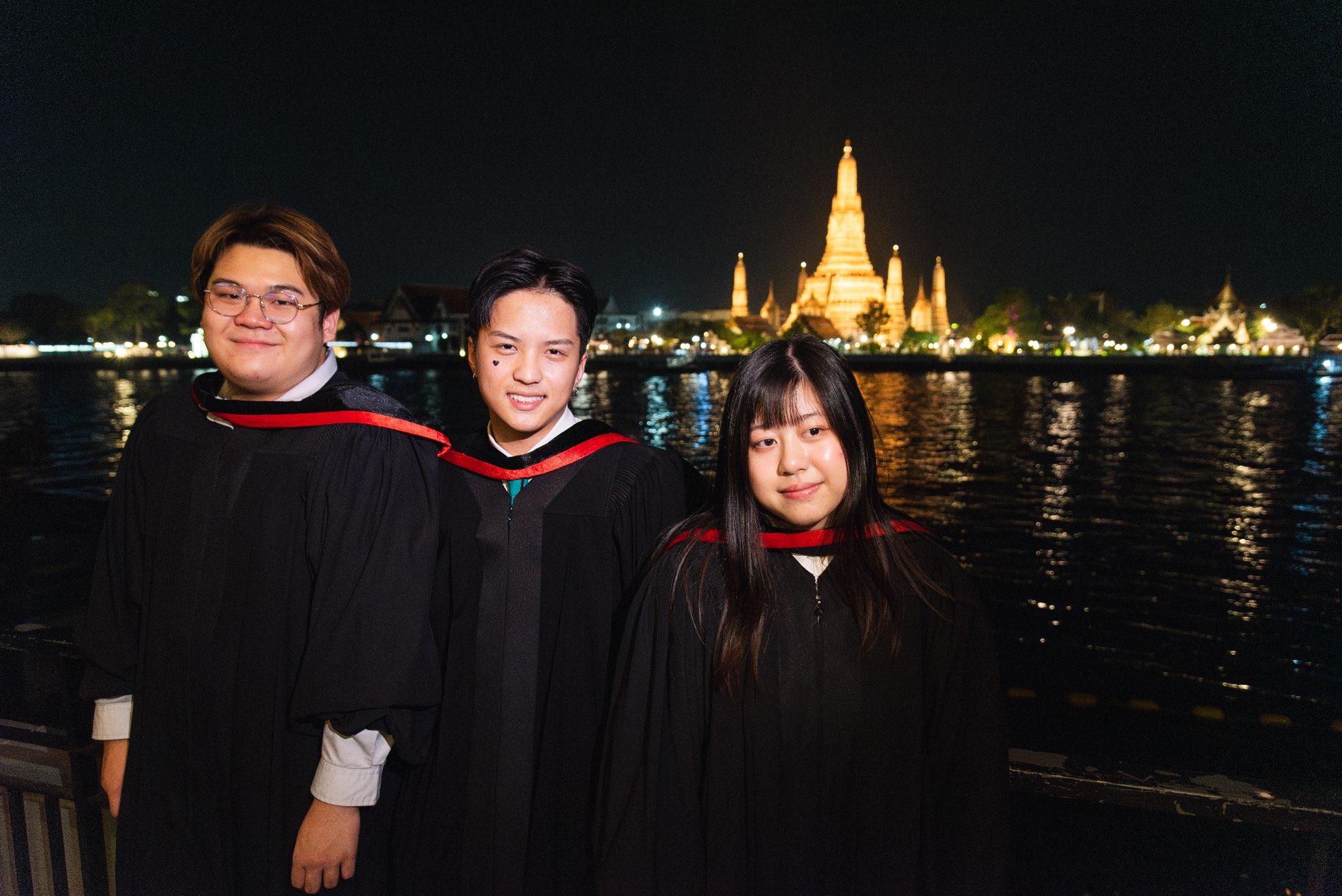 ผลงานรับปริญญา โดย Mid century pixs ภาพที่ 11
