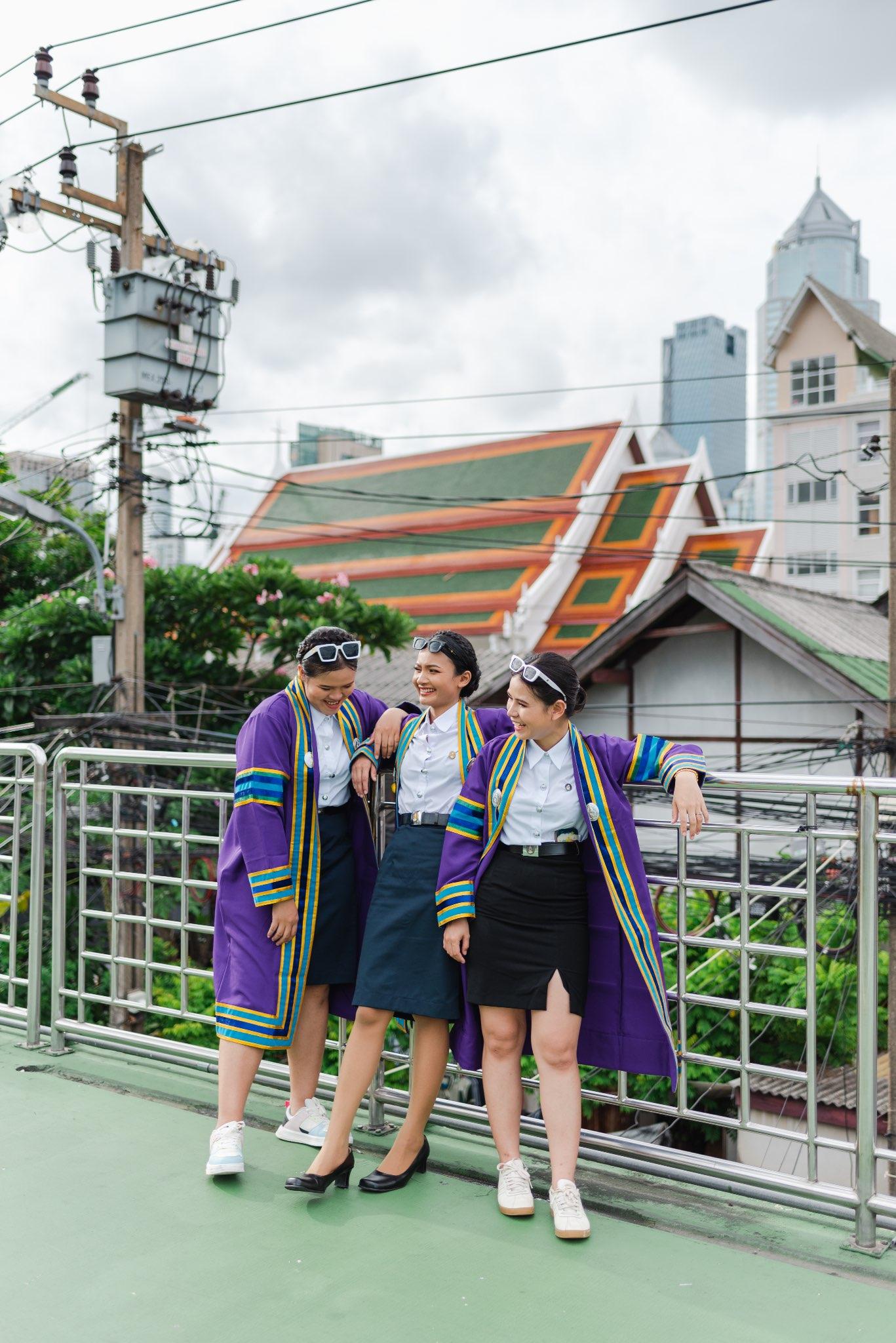 ผลงานรับปริญญา โดย Mid century pixs ภาพที่ 13