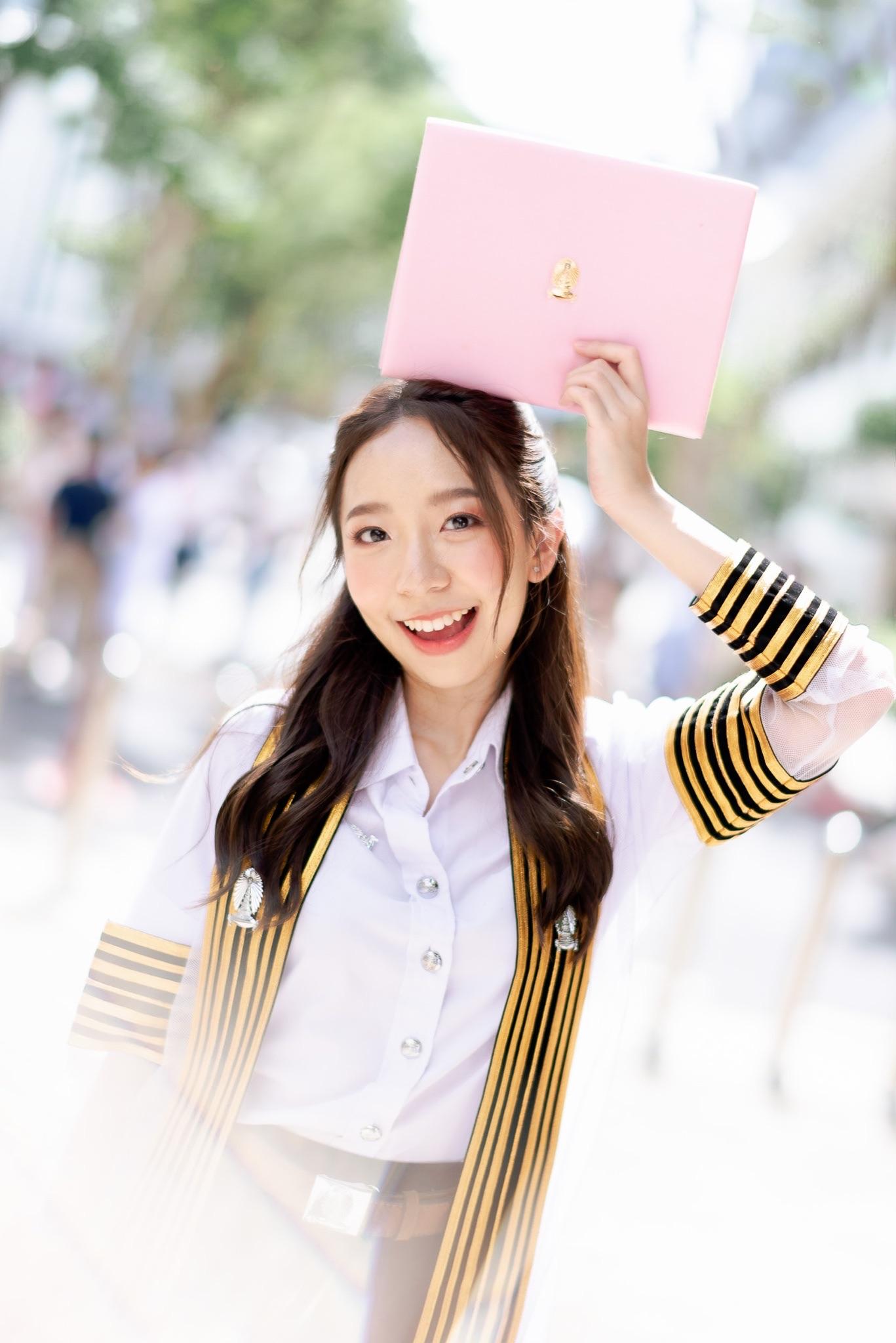 ผลงานรับปริญญา จุฬาลงกรณ์มหาวิทยาลัย โดย A-art Photographer ภาพที่ 2