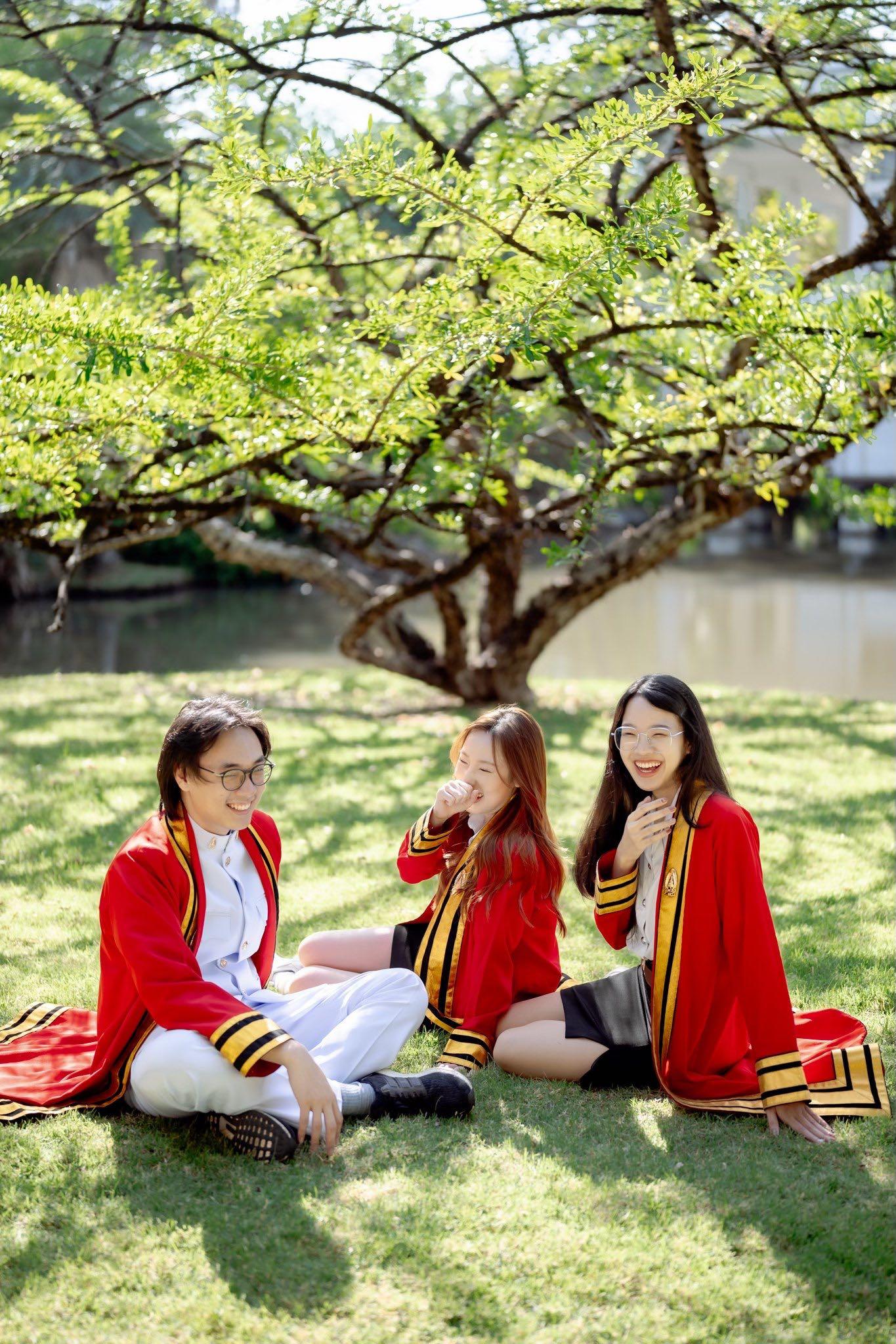 ผลงานรับปริญญา สถาบันเทคโนโลยีพระจอมเกล้าเจ้าคุณทหารลาดกระบัง โดย A-art Photographer ภาพที่ 7