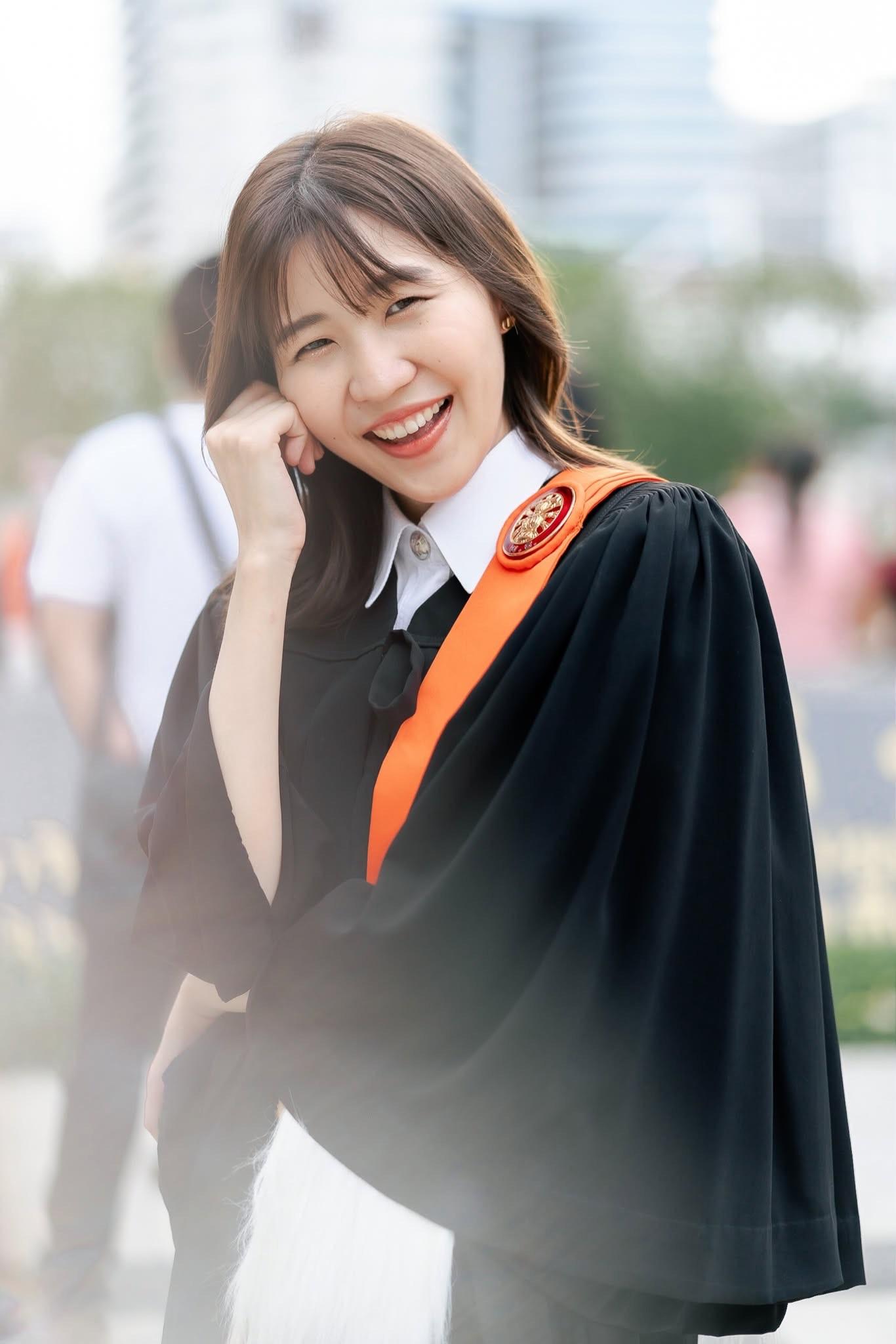 ผลงานรับปริญญา มหาวิทยาลัยธรรมศาสตร์ โดย A-art Photographer ภาพที่ 3