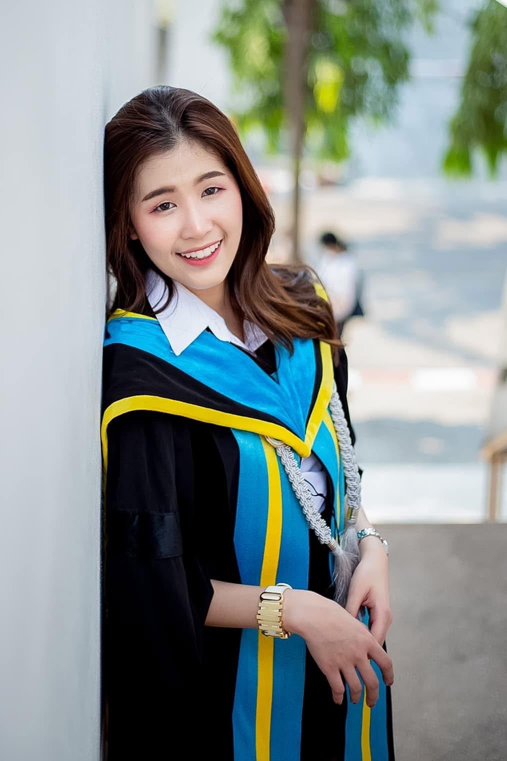 ผลงานรับปริญญา มหาวิทยาลัยหอการค้าไทย โดย Jirayu ภาพที่ 17