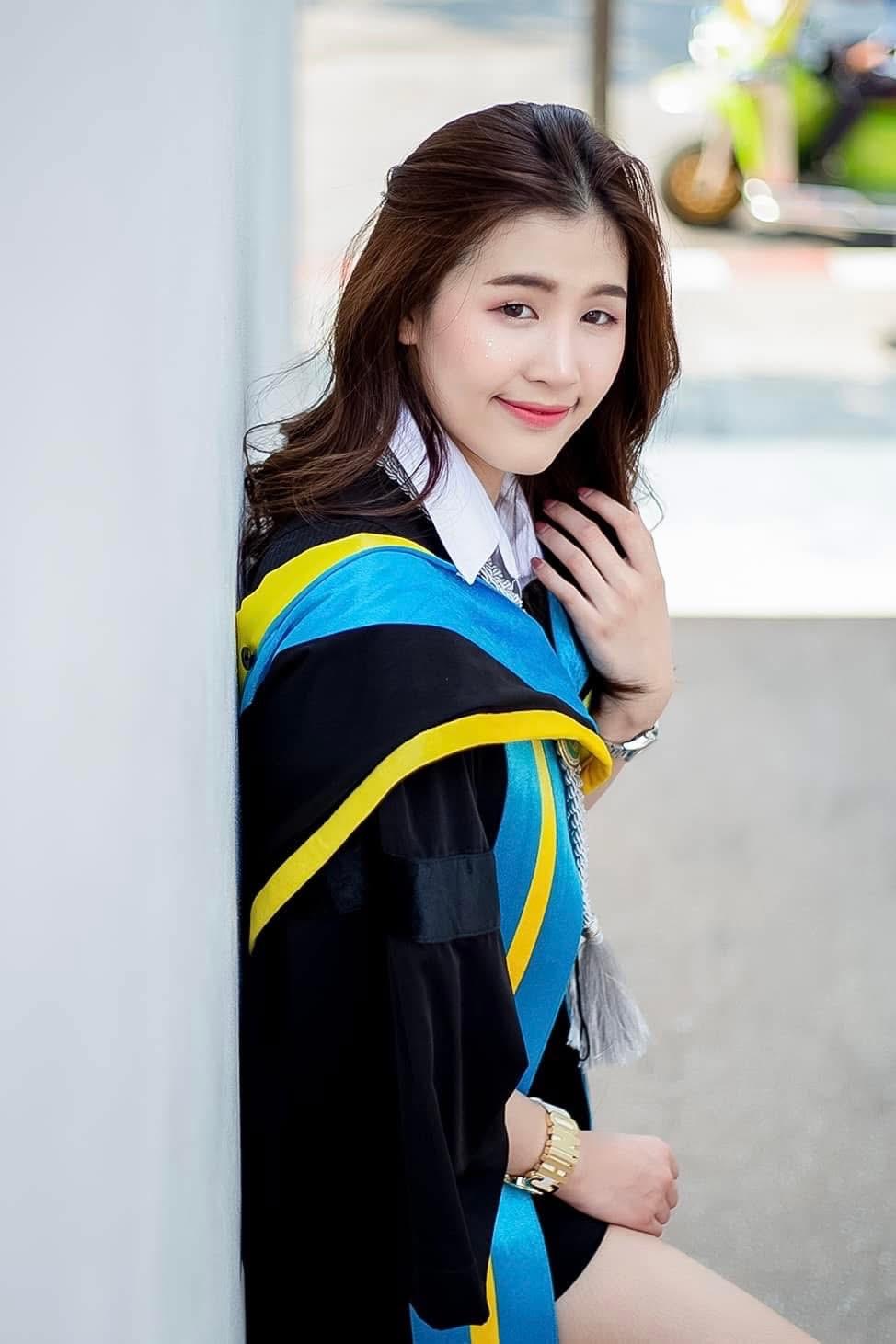 ผลงานรับปริญญา มหาวิทยาลัยหอการค้าไทย โดย Jirayu ภาพที่ 18
