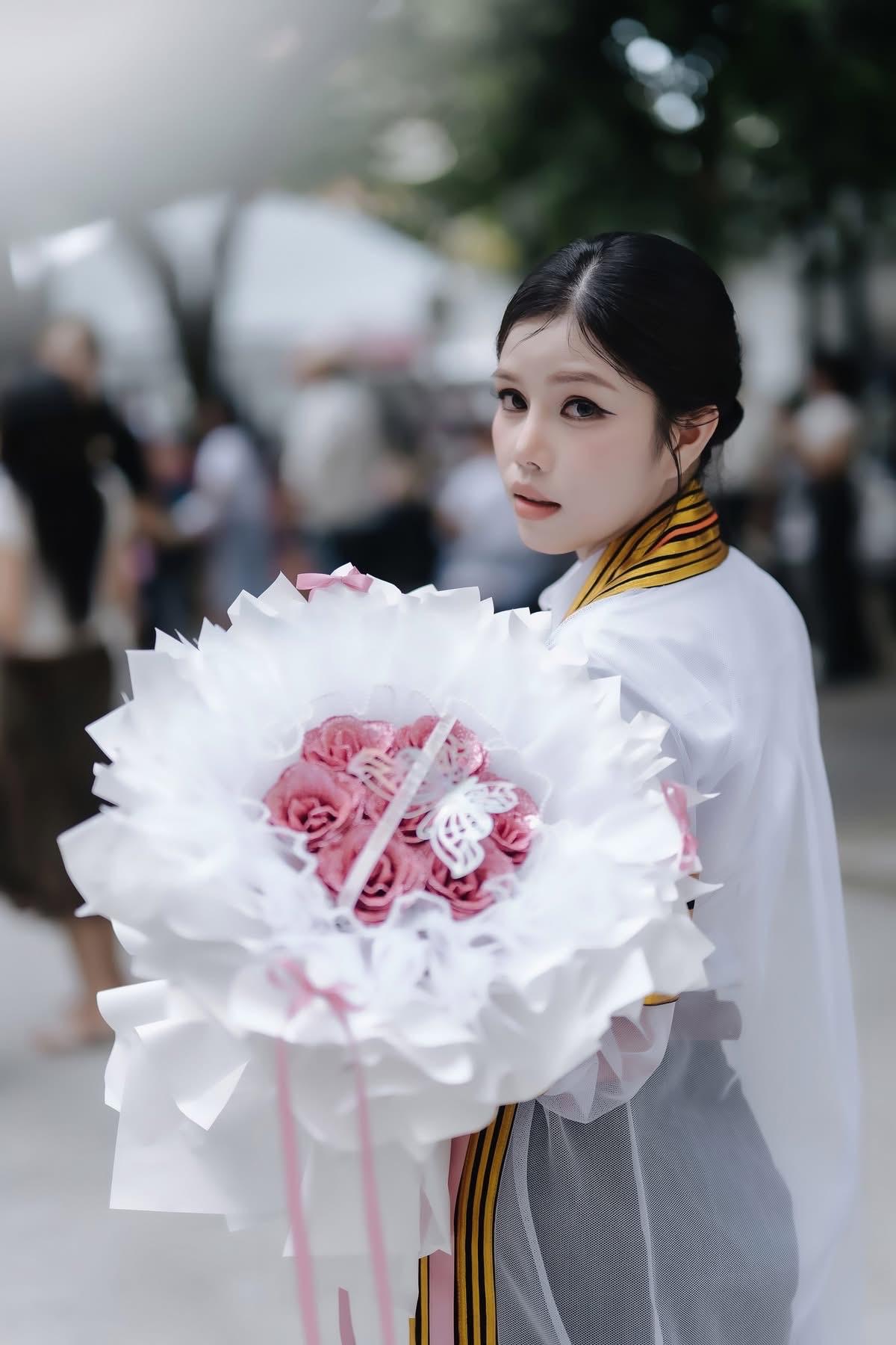 ผลงานรับปริญญา จุฬาลงกรณ์มหาวิทยาลัย โดย BANK_MA_llSJ ภาพที่ 4