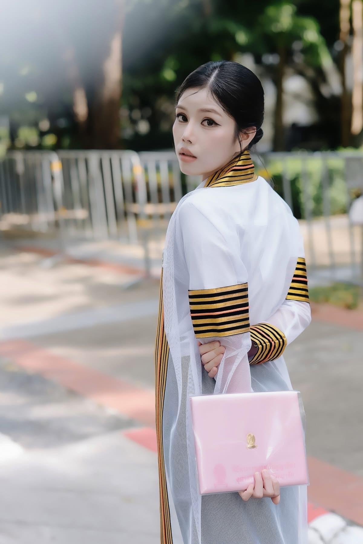 ผลงานรับปริญญา จุฬาลงกรณ์มหาวิทยาลัย โดย BANK_MA_llSJ ภาพที่ 10