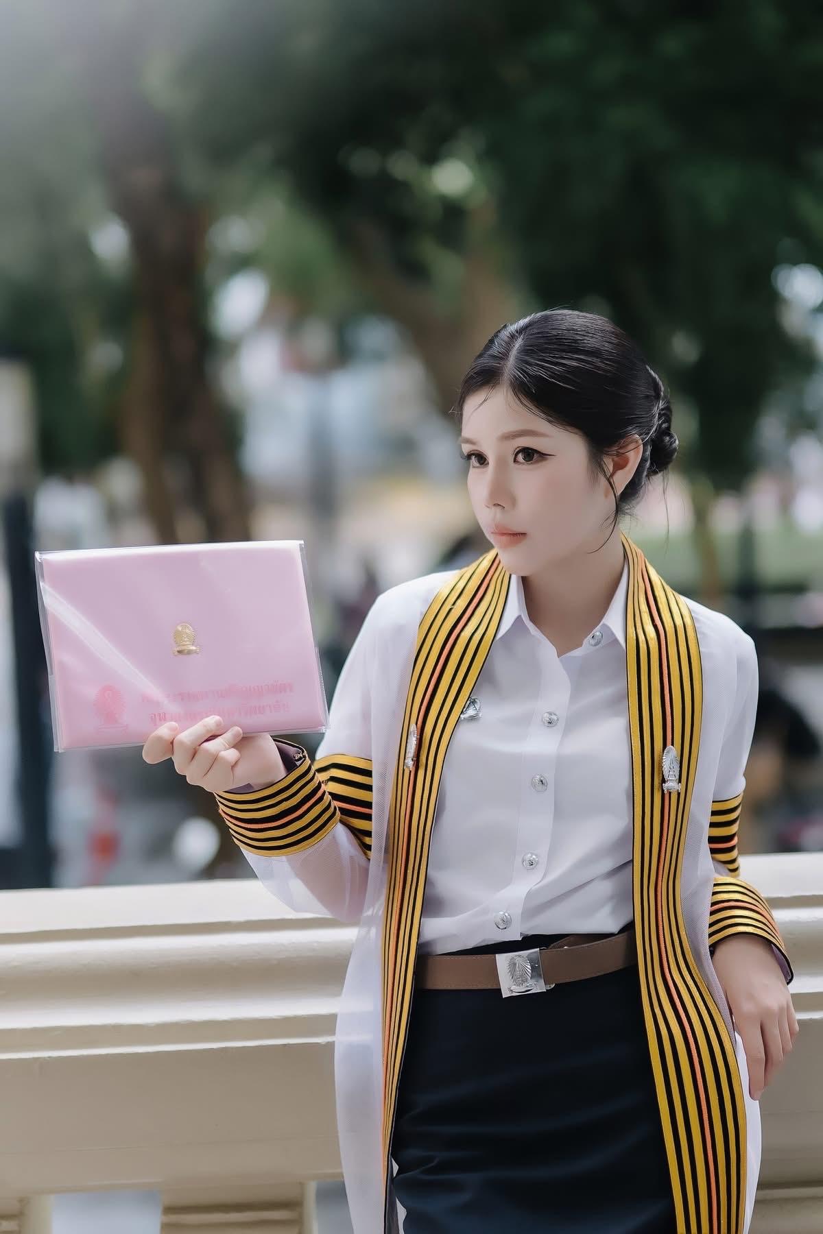 ผลงานรับปริญญา จุฬาลงกรณ์มหาวิทยาลัย โดย BANK_MA_llSJ ภาพที่ 18