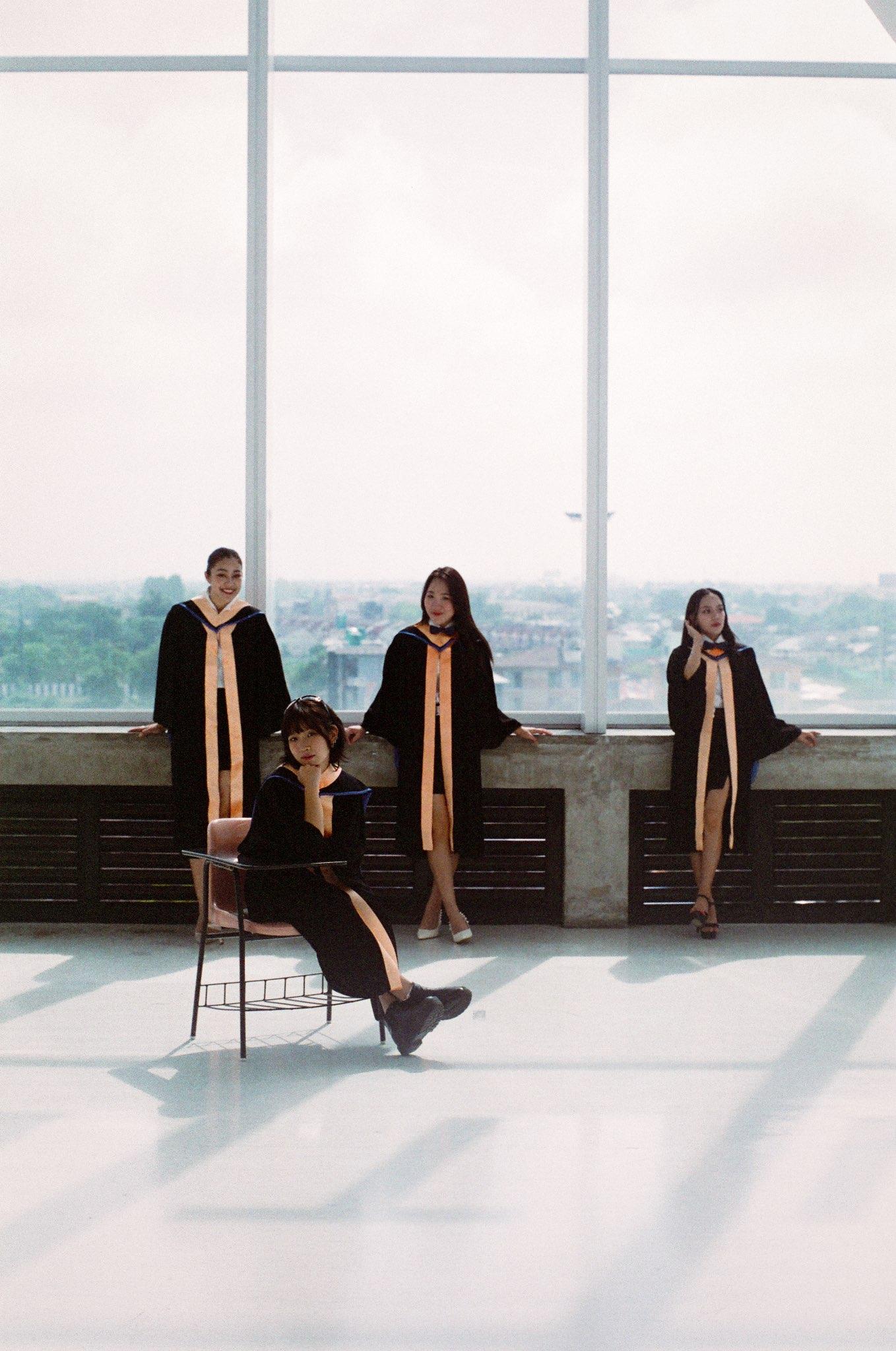 ผลงานรับปริญญา มหาวิทยาลัยมหิดล โดย Jiracques94 ภาพที่ 1