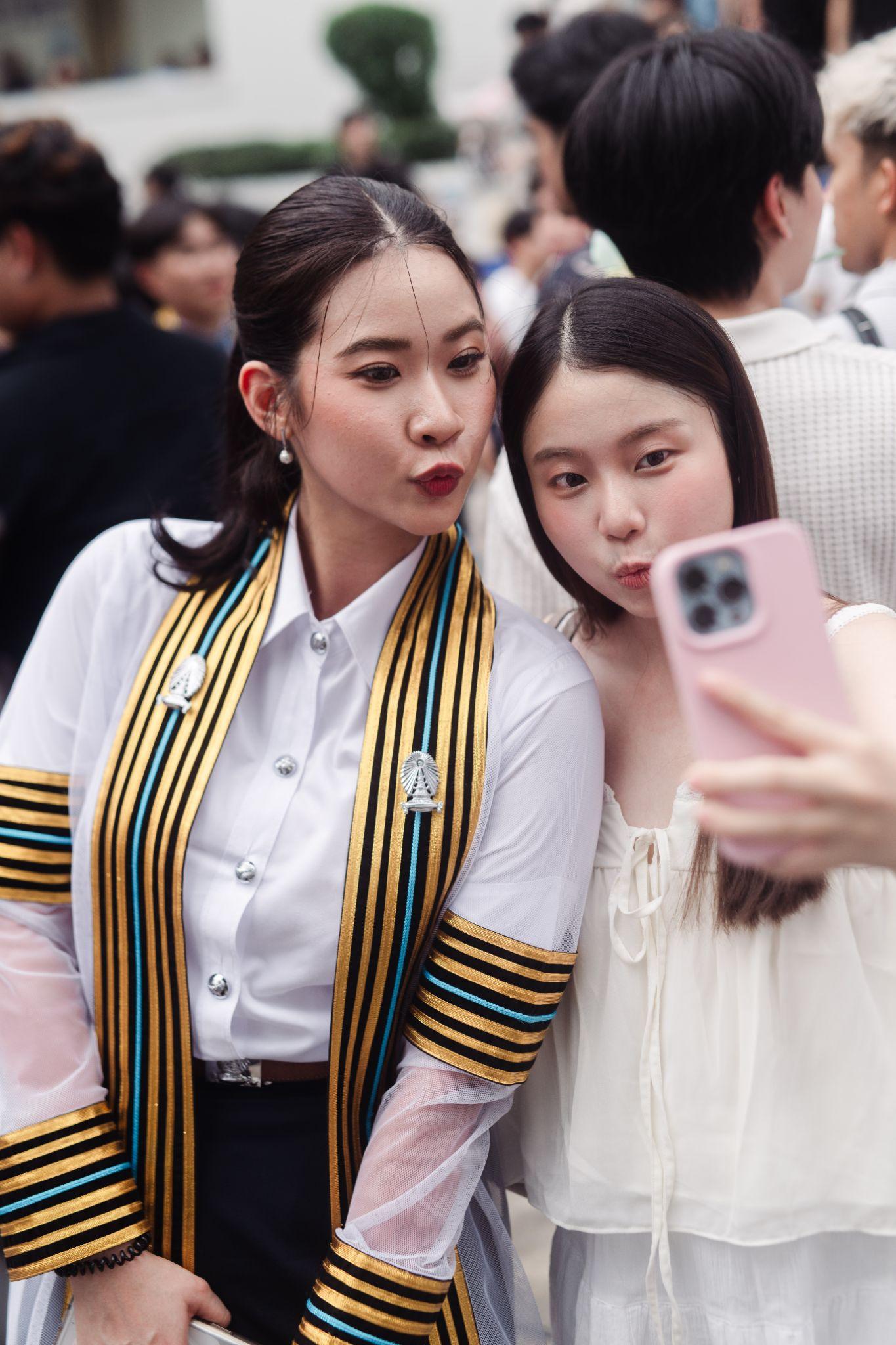 ผลงานรับปริญญา จุฬาลงกรณ์มหาวิทยาลัย โดย Jiracques94 ภาพที่ 11