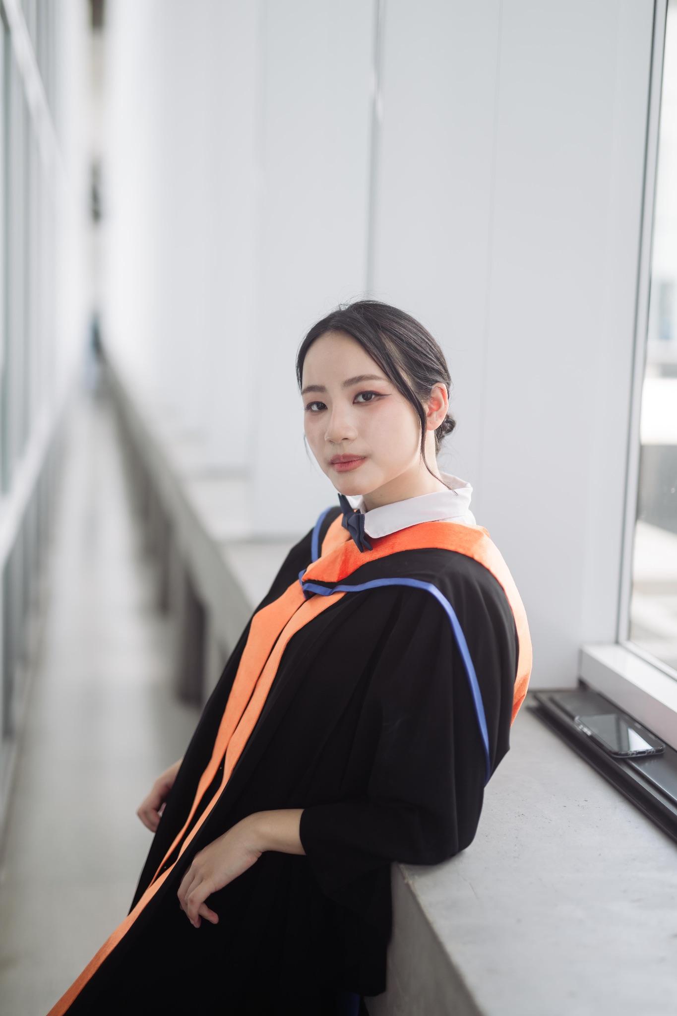 ผลงานรับปริญญา มหาวิทยาลัยมหิดล โดย Jiracques94 ภาพที่ 8
