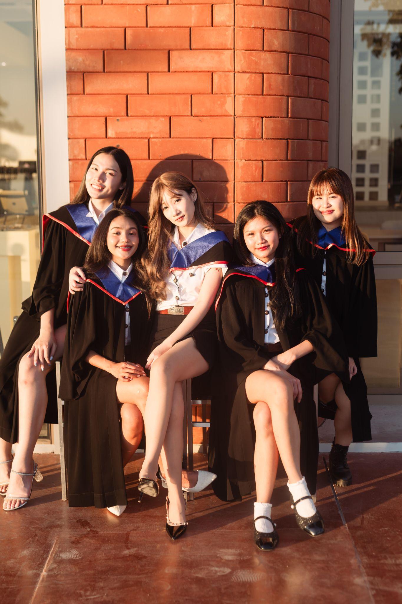 ผลงานรับปริญญา มหาวิทยาลัยกรุงเทพ โดย Jiracques94 ภาพที่ 10