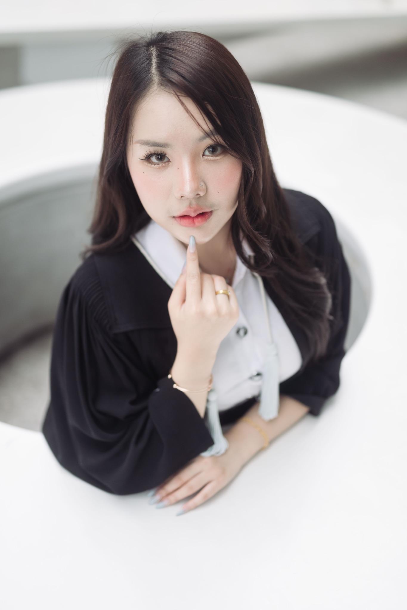ผลงานรับปริญญา มหาวิทยาลัยเกษตรศาสตร์ โดย Jiracques94 ภาพที่ 1