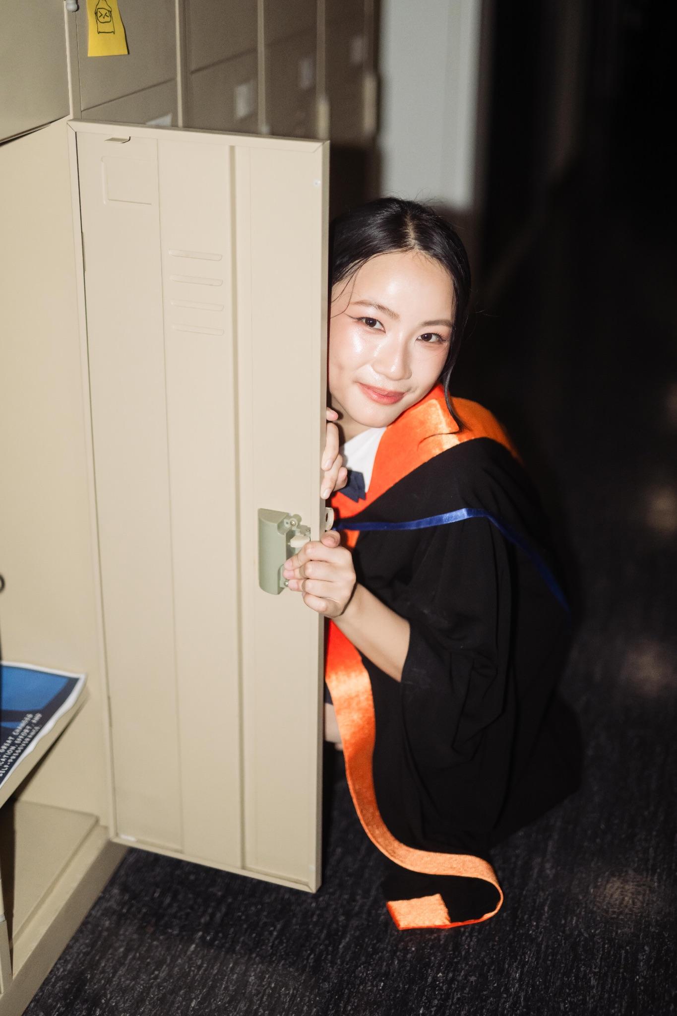 ผลงานรับปริญญา มหาวิทยาลัยมหิดล โดย Jiracques94 ภาพที่ 5