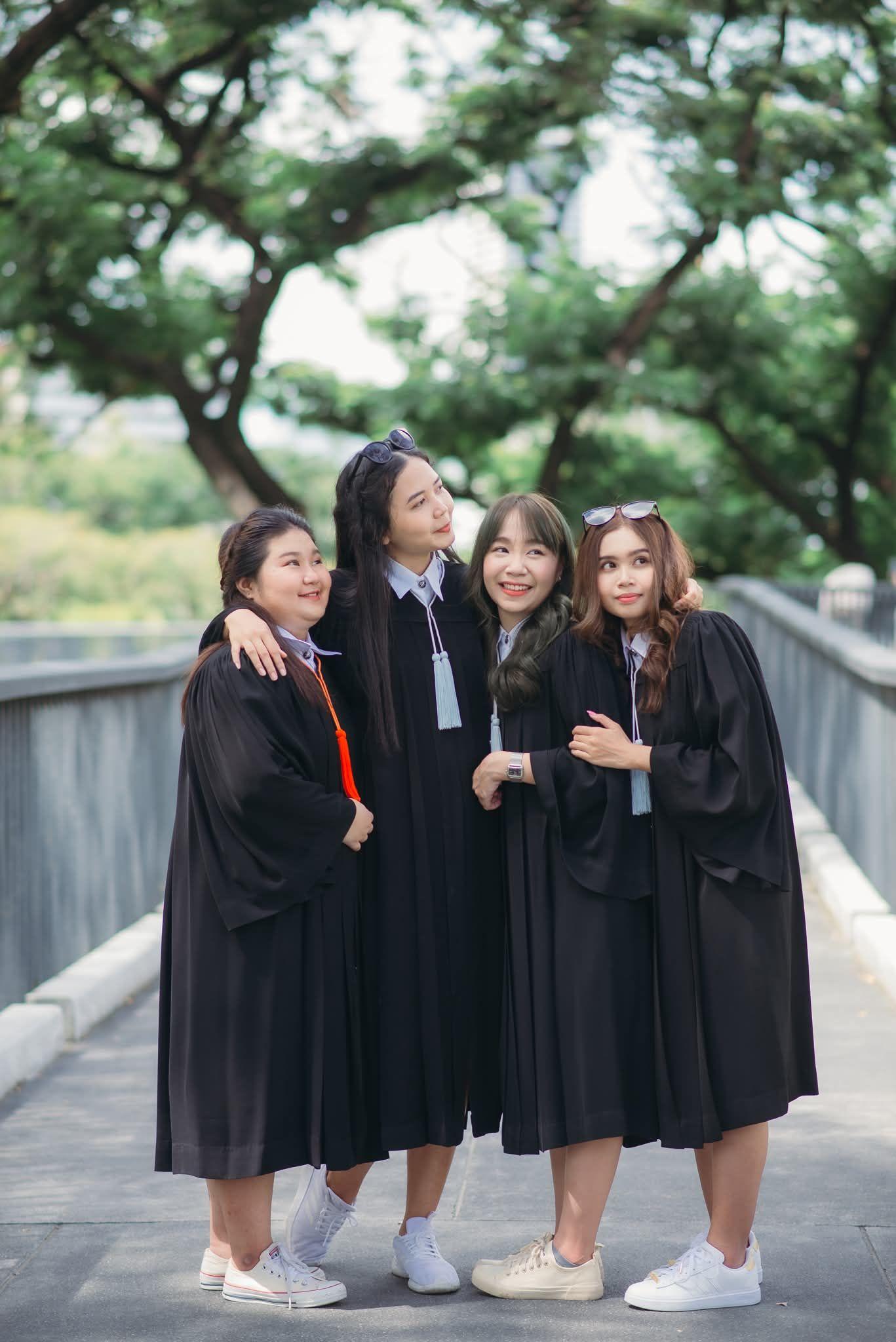 ผลงานรับปริญญา โดย Patsu4to ภาพที่ 5