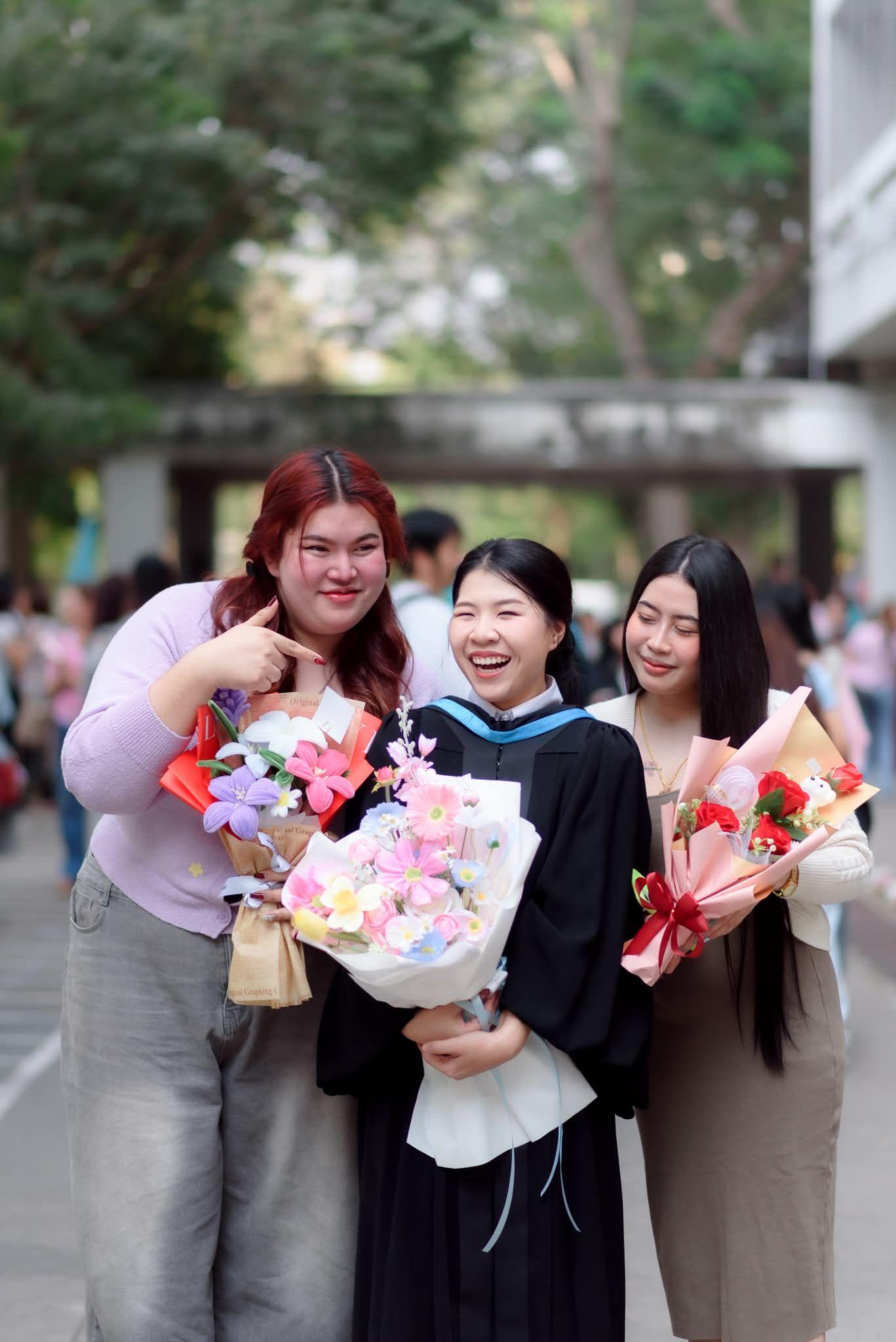 ผลงานรับปริญญา มหาวิทยาลัยศิลปากร โดย Patsu4to ภาพที่ 8