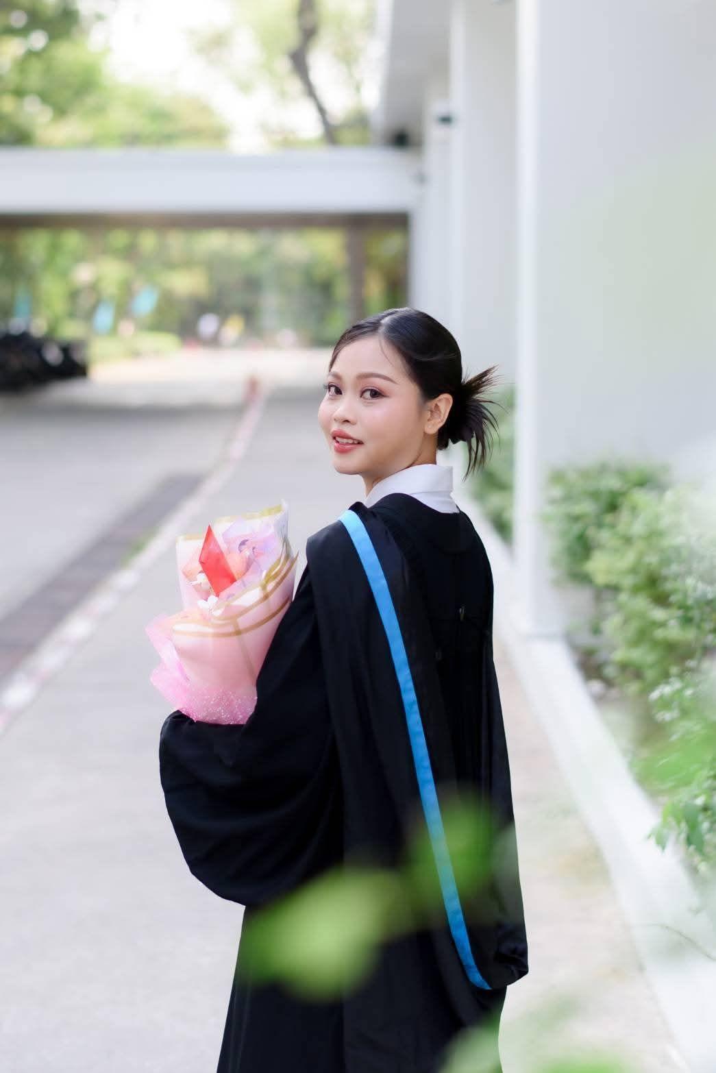 ผลงานรับปริญญา มหาวิทยาลัยศิลปากร โดย Patsu4to ภาพที่ 13