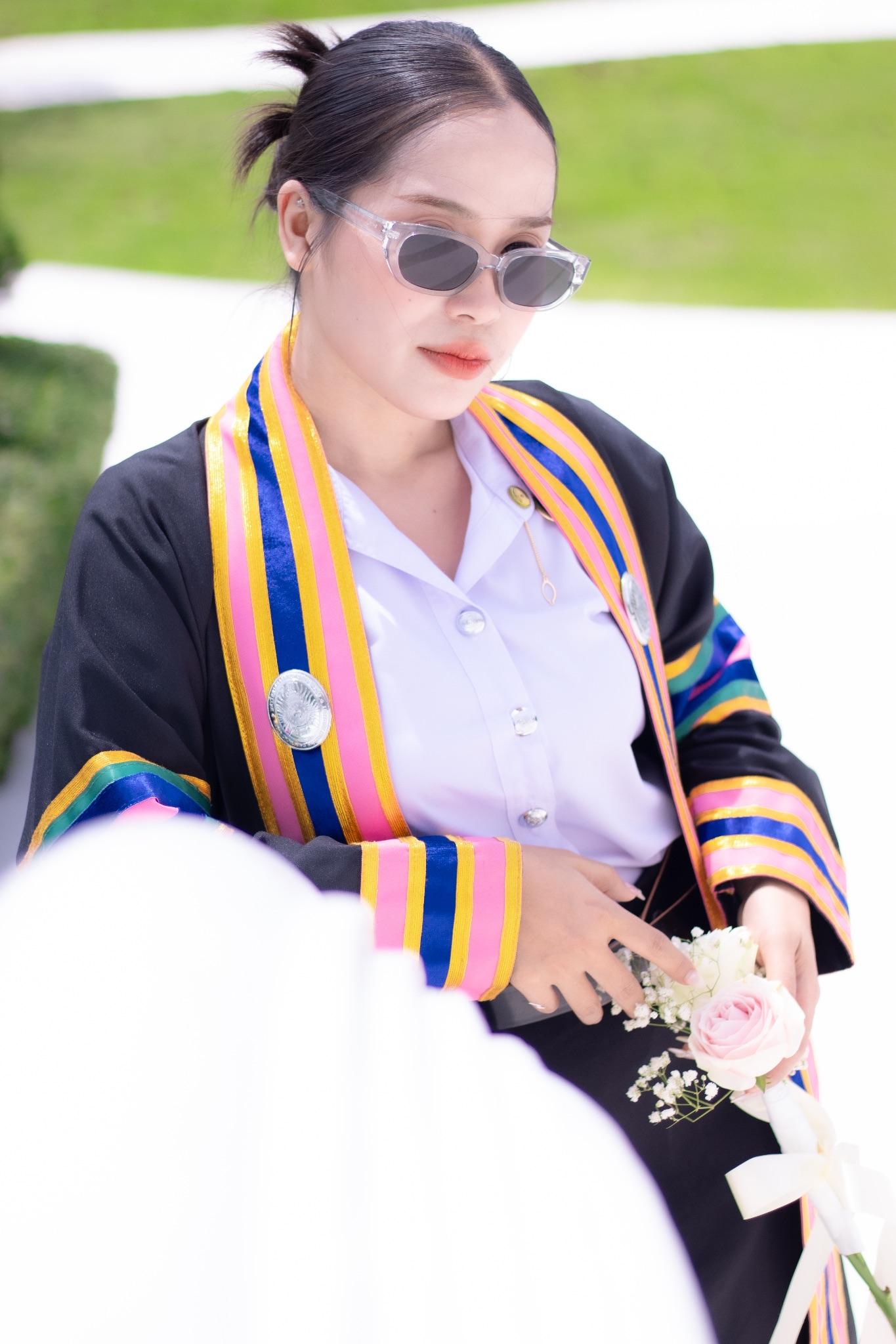 ผลงานรับปริญญา โดย ถ่ายรูปปะ ภาพที่ 4