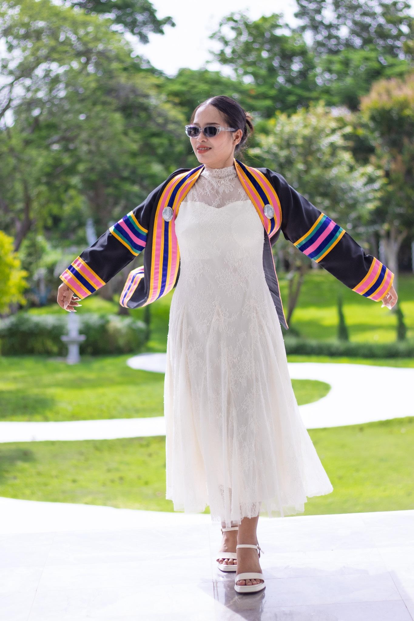 ผลงานรับปริญญา โดย ถ่ายรูปปะ ภาพที่ 12