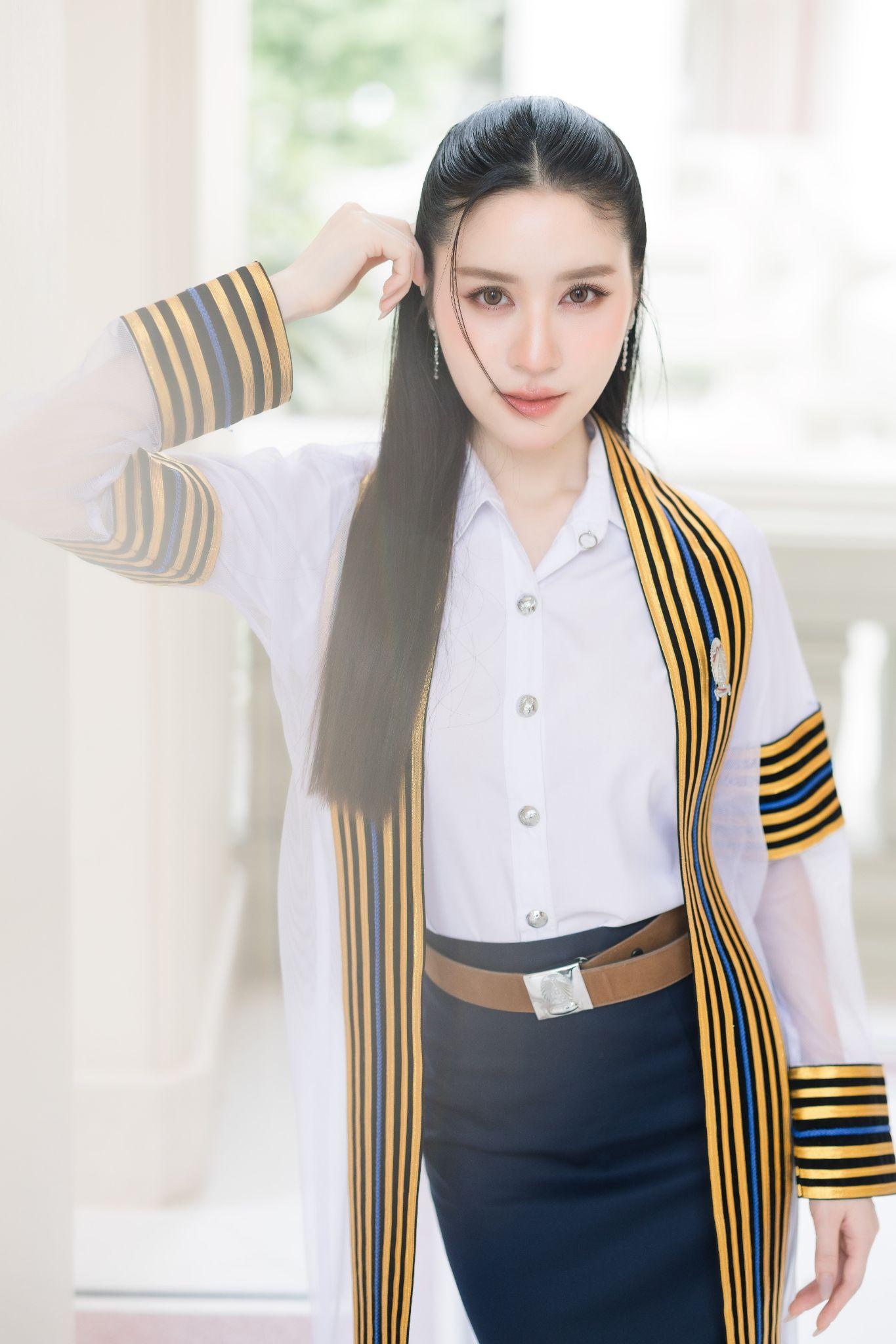 ผลงานรับปริญญา โดย K's Gallery ภาพที่ 1