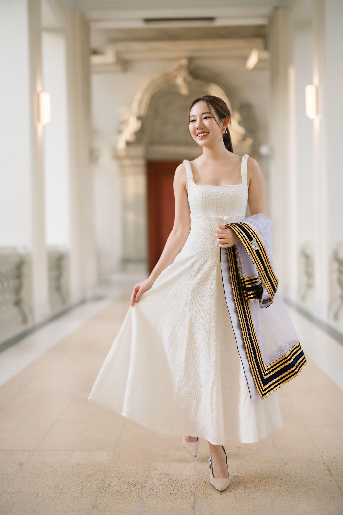ผลงานรับปริญญา จุฬาลงกรณ์มหาวิทยาลัย โดย K's Gallery ภาพที่ 15