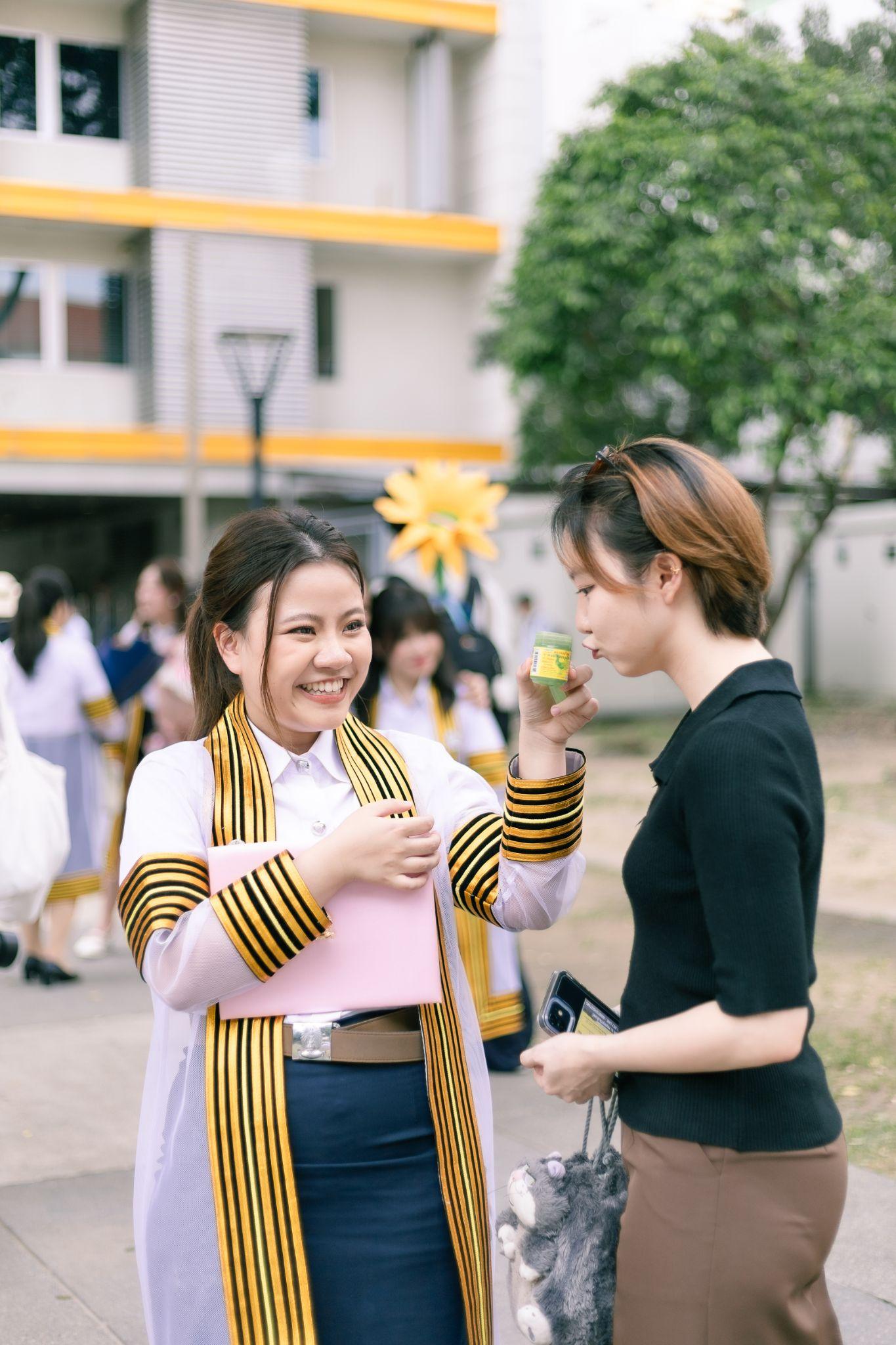 ผลงานรับปริญญา จุฬาลงกรณ์มหาวิทยาลัย โดย press.mine.shutter ภาพที่ 10