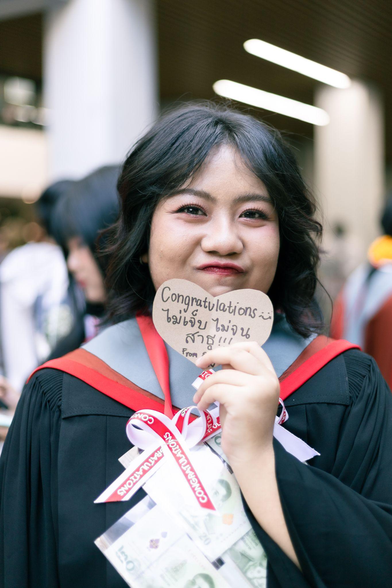 ผลงานรับปริญญา มหาวิทยาลัยศรีนครินทรวิโรฒ โดย press.mine.shutter ภาพที่ 17