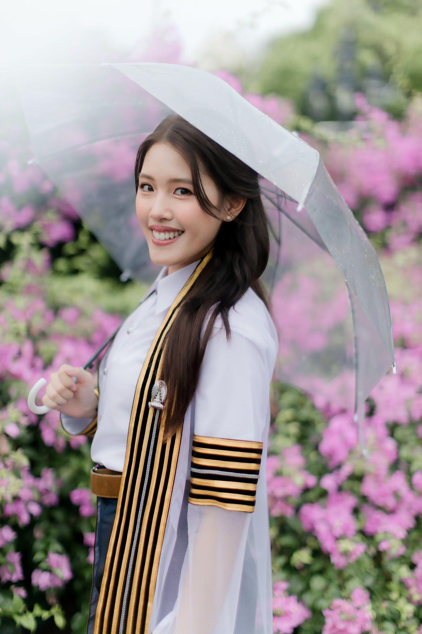 ผลงานรับปริญญา จุฬาลงกรณ์มหาวิทยาลัย โดย Tw1sted รับถ่ายภาพ ภาพที่ 1
