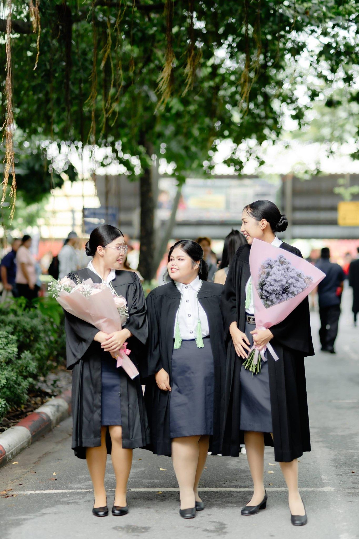 ผลงานรับปริญญา มหาวิทยาลัยเกษตรศาสตร์ โดย Shutter up ภาพที่ 7