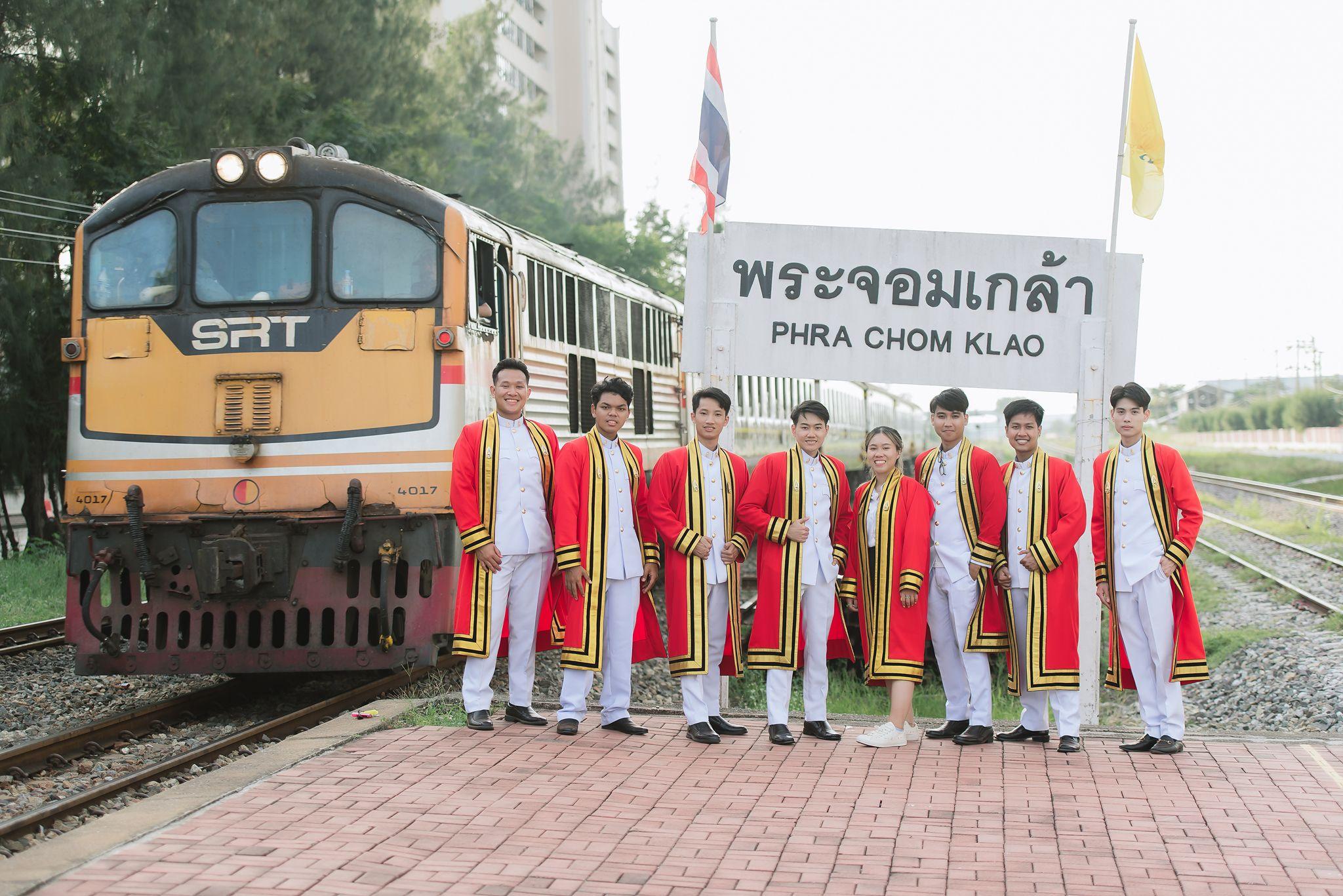 ผลงานรับปริญญา สถาบันเทคโนโลยีพระจอมเกล้าเจ้าคุณทหารลาดกระบัง โดย Penn-Kong ช่างภาพรับปริญญา ภาพที่ 17