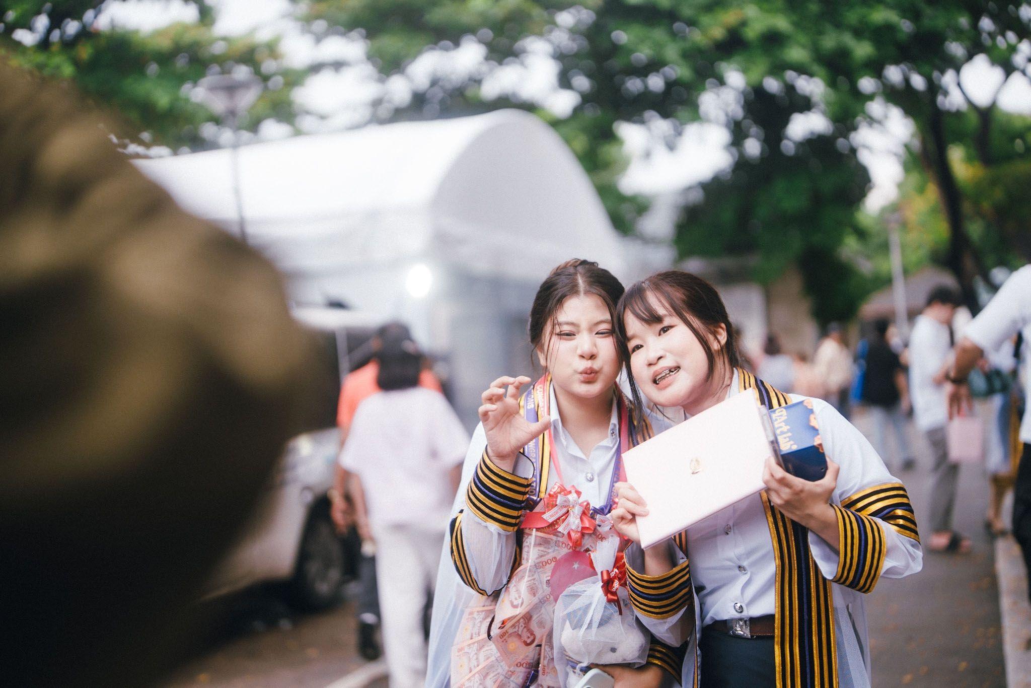 ผลงานรับปริญญา จุฬาลงกรณ์มหาวิทยาลัย โดย Phadee gallery ภาพที่ 9