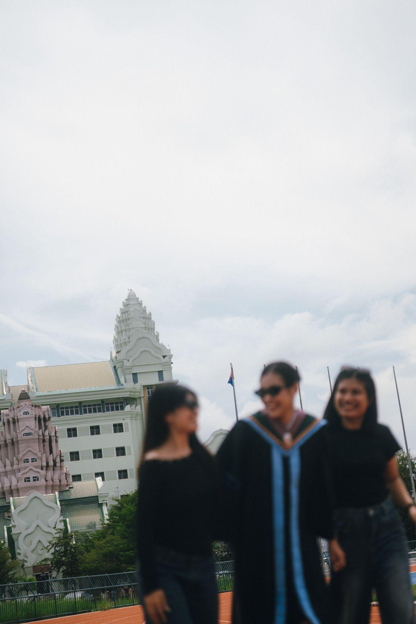 ผลงานรับปริญญา มหาวิทยาลัยราชภัฏสุรินทร์ โดย Phadee gallery ภาพที่ 14