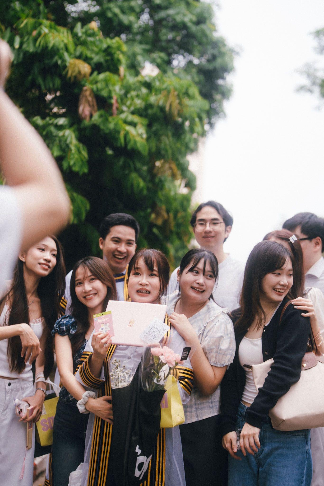ผลงานรับปริญญา จุฬาลงกรณ์มหาวิทยาลัย โดย Phadee gallery ภาพที่ 6