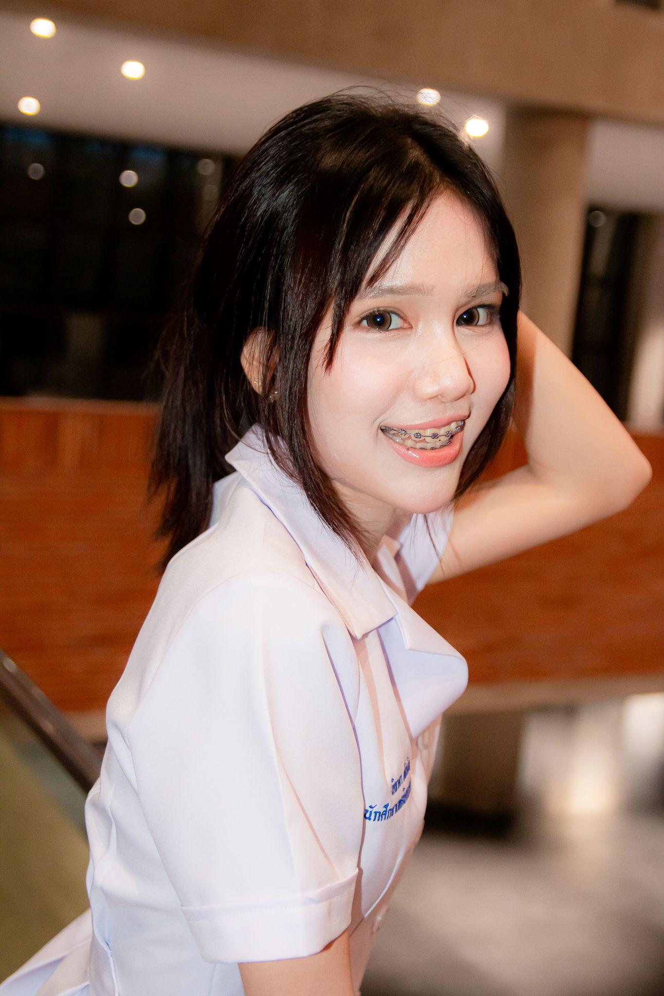 ผลงานรับปริญญา มหาวิทยาลัยธรรมศาสตร์ โดย Suphadet Cnns ภาพที่ 9
