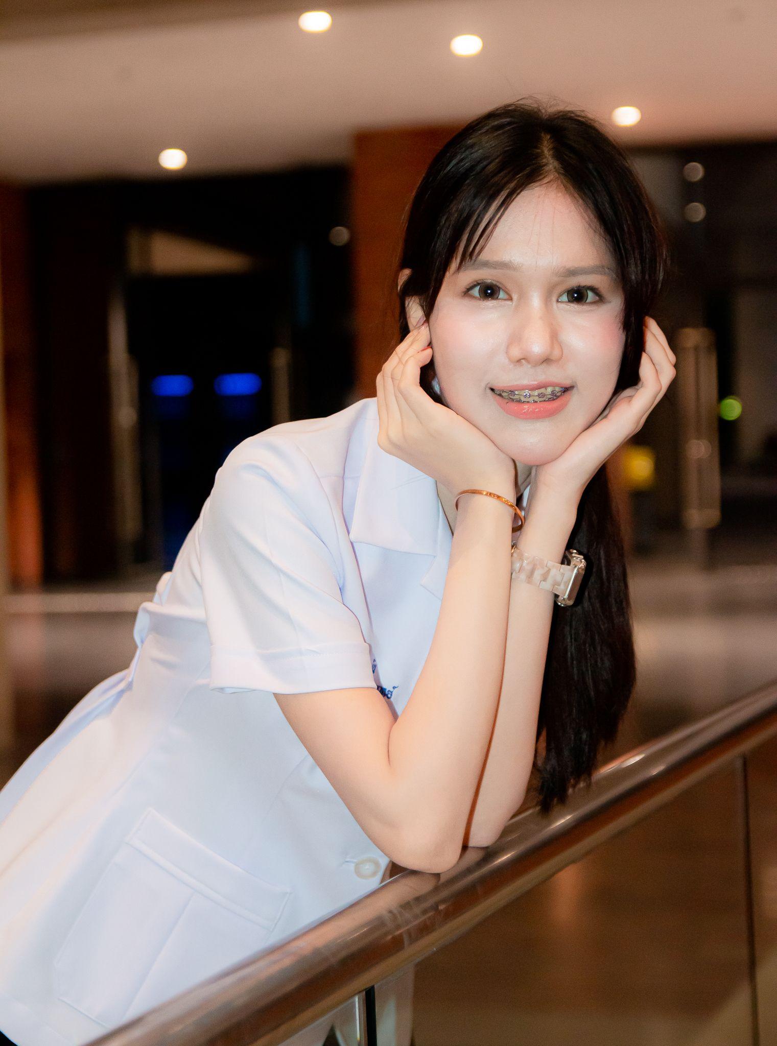 ผลงานรับปริญญา มหาวิทยาลัยธรรมศาสตร์ โดย Suphadet Cnns ภาพที่ 5