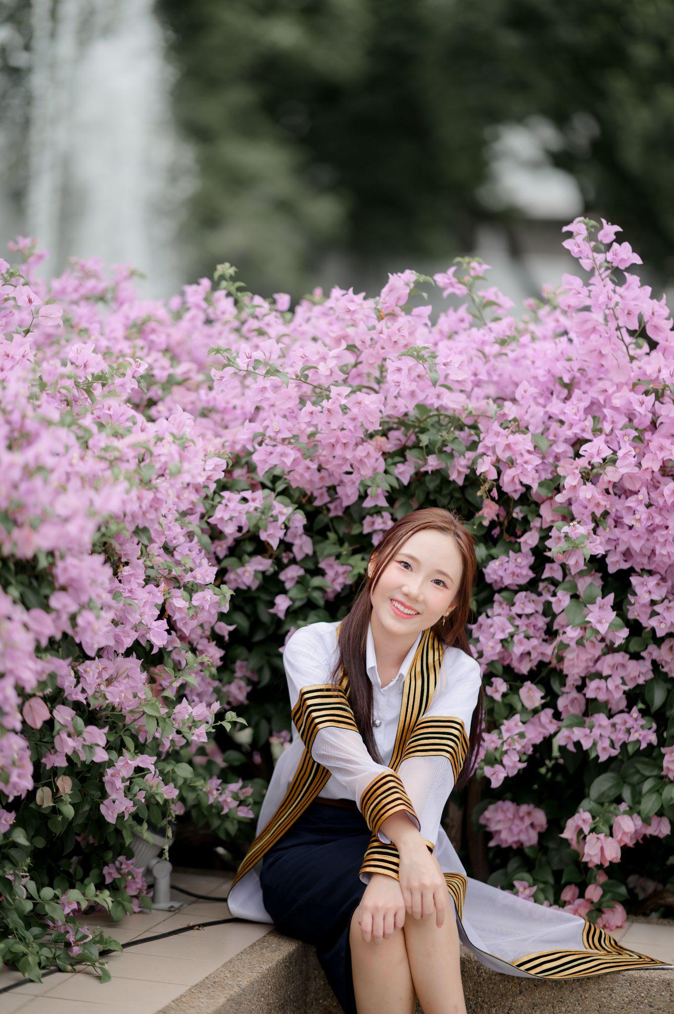 ผลงานรับปริญญา จุฬาลงกรณ์มหาวิทยาลัย โดย Npr.foto ภาพที่ 1
