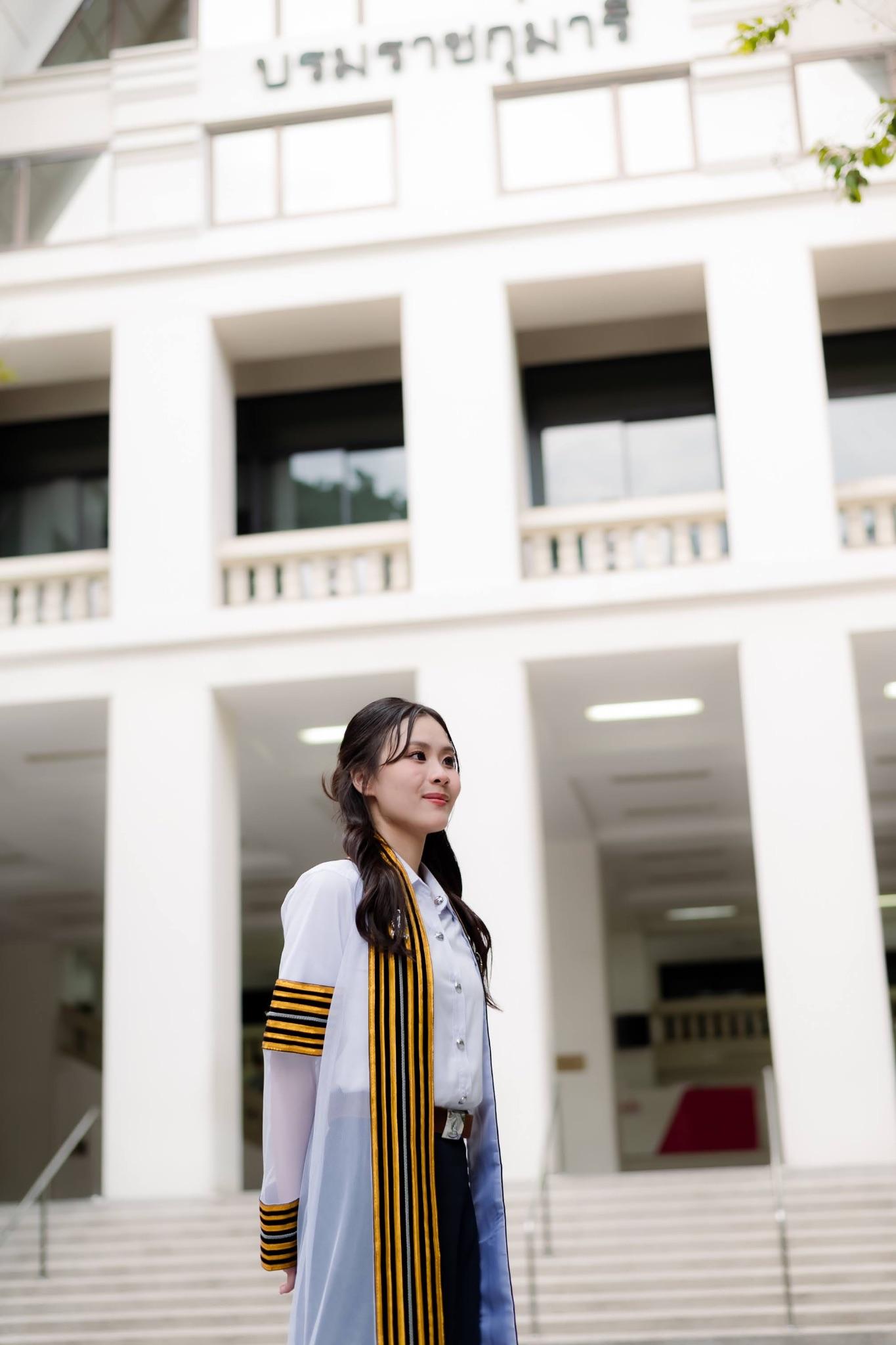 ผลงานรับปริญญา โดย eyechi.photographer ภาพที่ 3