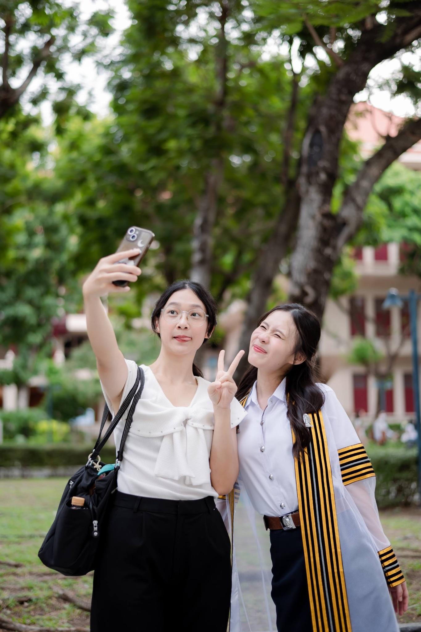 ผลงานรับปริญญา จุฬาลงกรณ์มหาวิทยาลัย โดย eyechi.photographer ภาพที่ 5