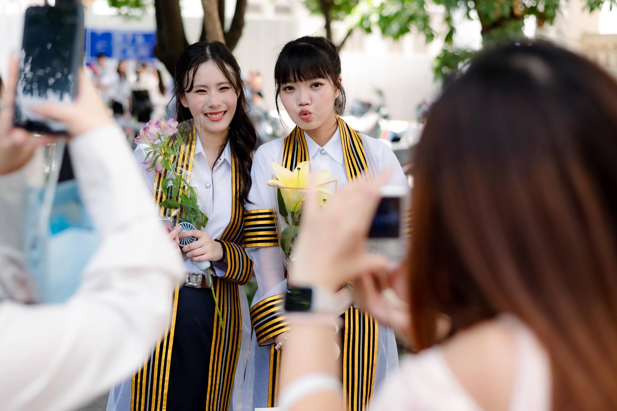 ผลงานรับปริญญา จุฬาลงกรณ์มหาวิทยาลัย โดย eyechi.photographer ภาพที่ 18