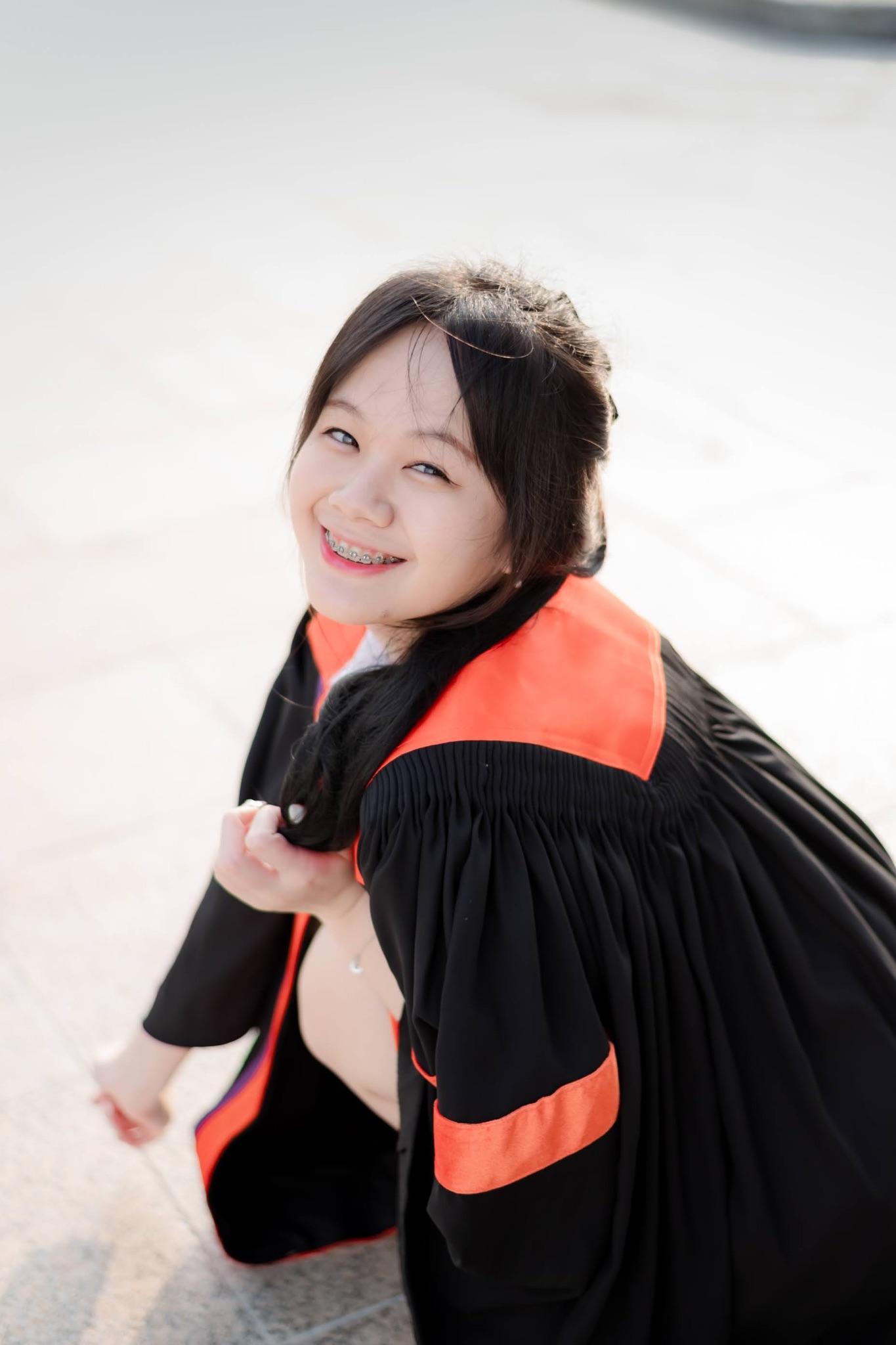 ผลงานรับปริญญา มหาวิทยาลัยราชภัฏวไลยอลงกรณ์ ในพระบรมราชูปถัมภ์ โดย eyechi.photographer ภาพที่ 4