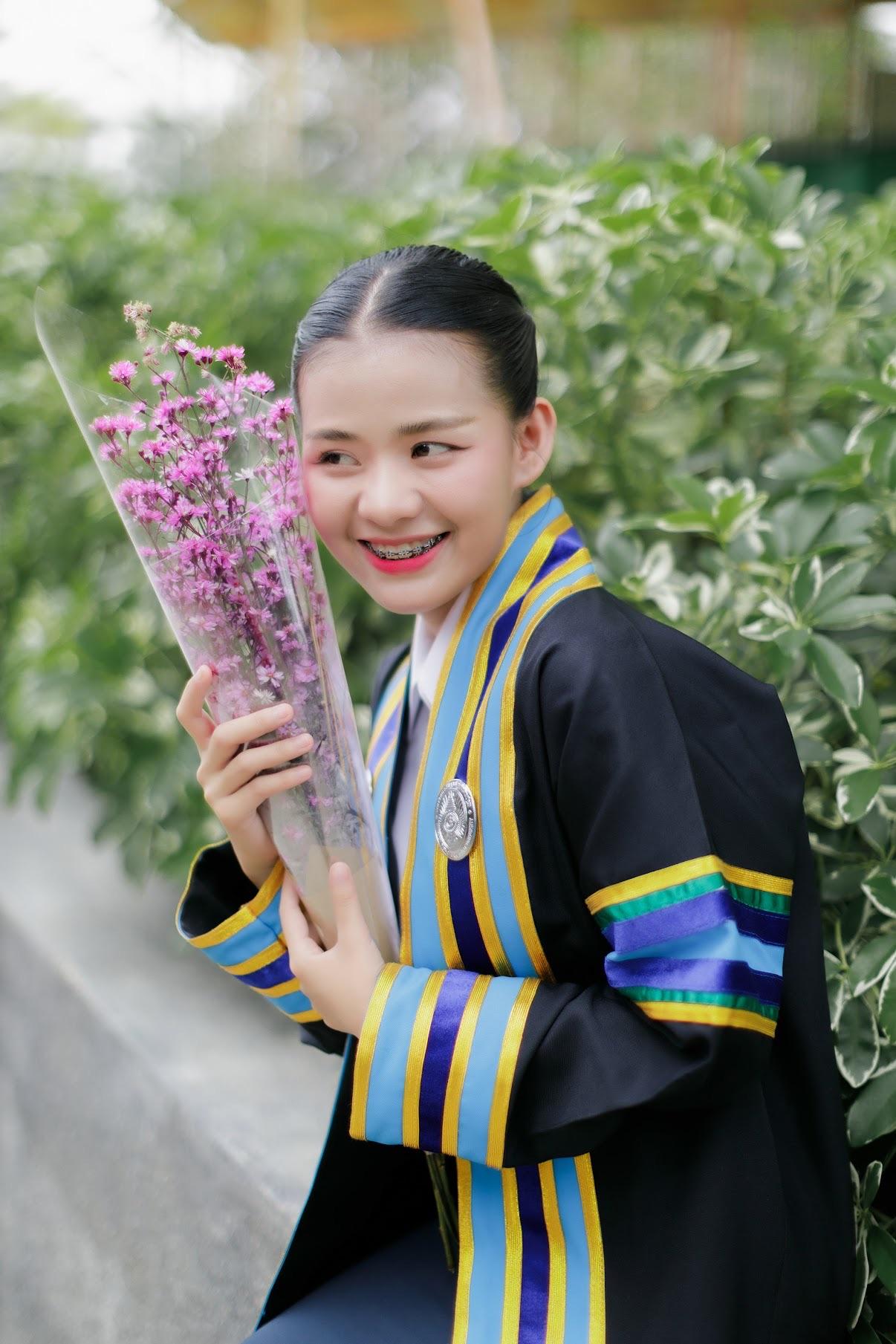 ผลงานรับปริญญา โดย เชษฐ์การกล้อง ภาพที่ 7