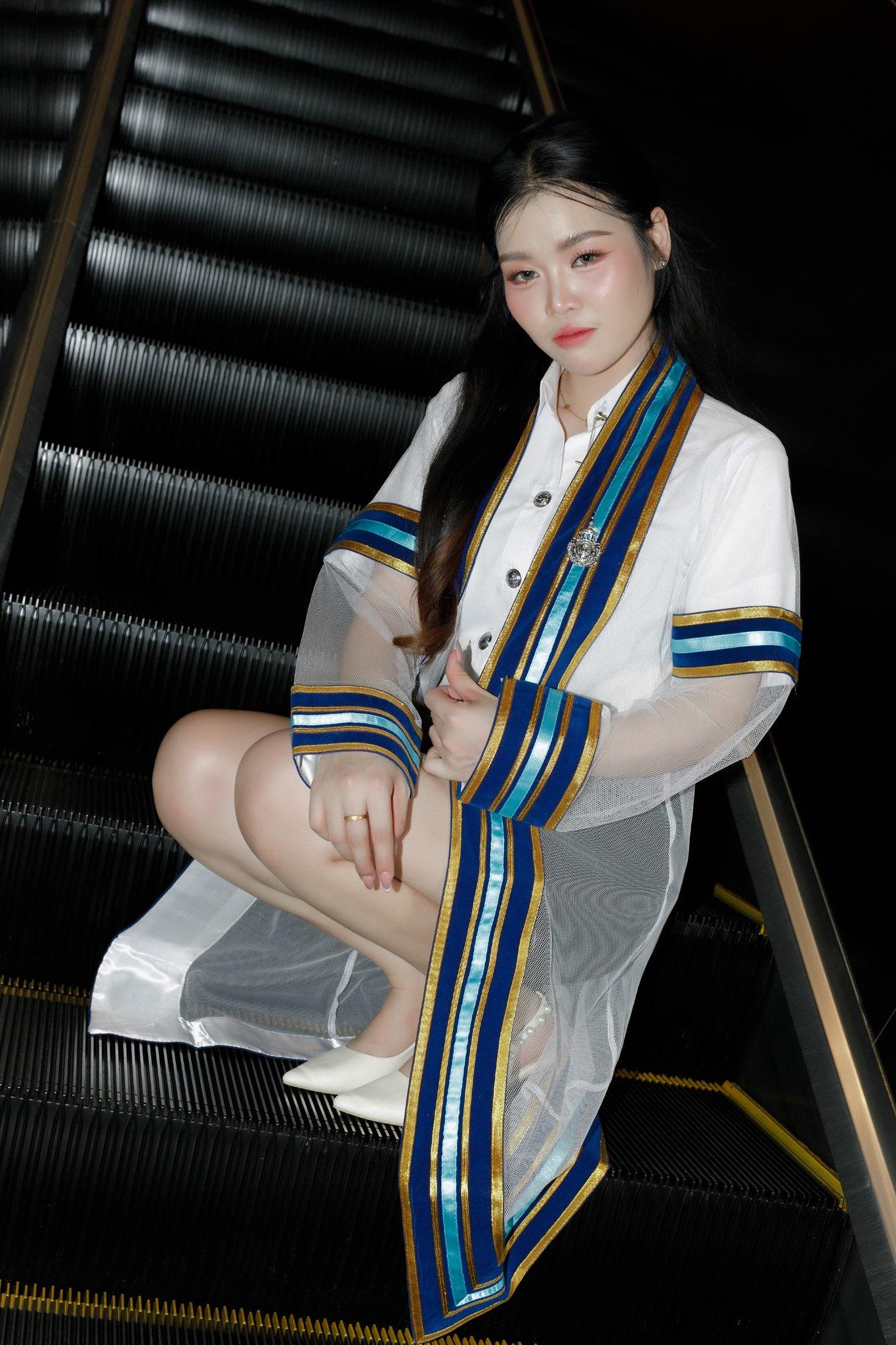 ผลงานรับปริญญา โดย เชษฐ์การกล้อง ภาพที่ 9