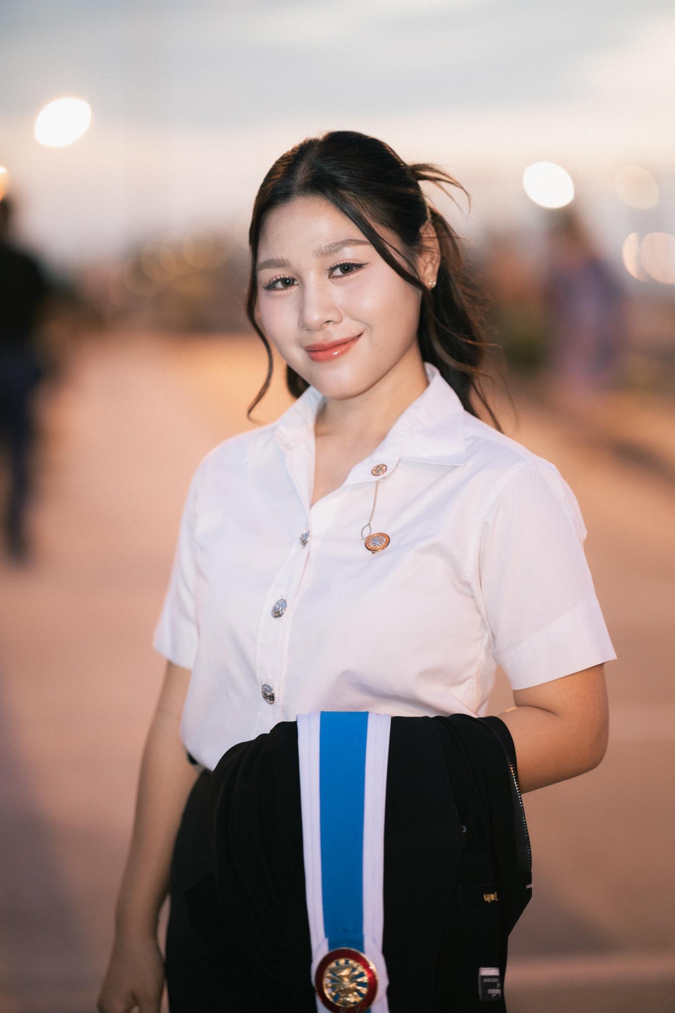 ผลงานรับปริญญา มหาวิทยาลัยธรรมศาสตร์ โดย Nat_B ภาพที่ 9