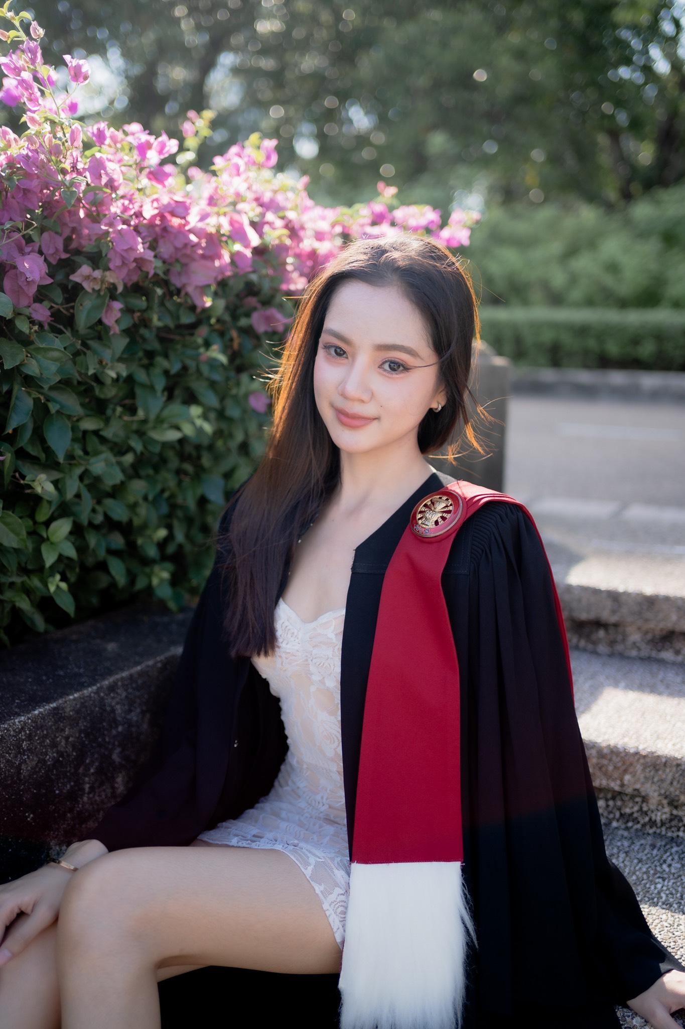 ผลงานรับปริญญา มหาวิทยาลัยธรรมศาสตร์ โดย Nat_B ภาพที่ 5