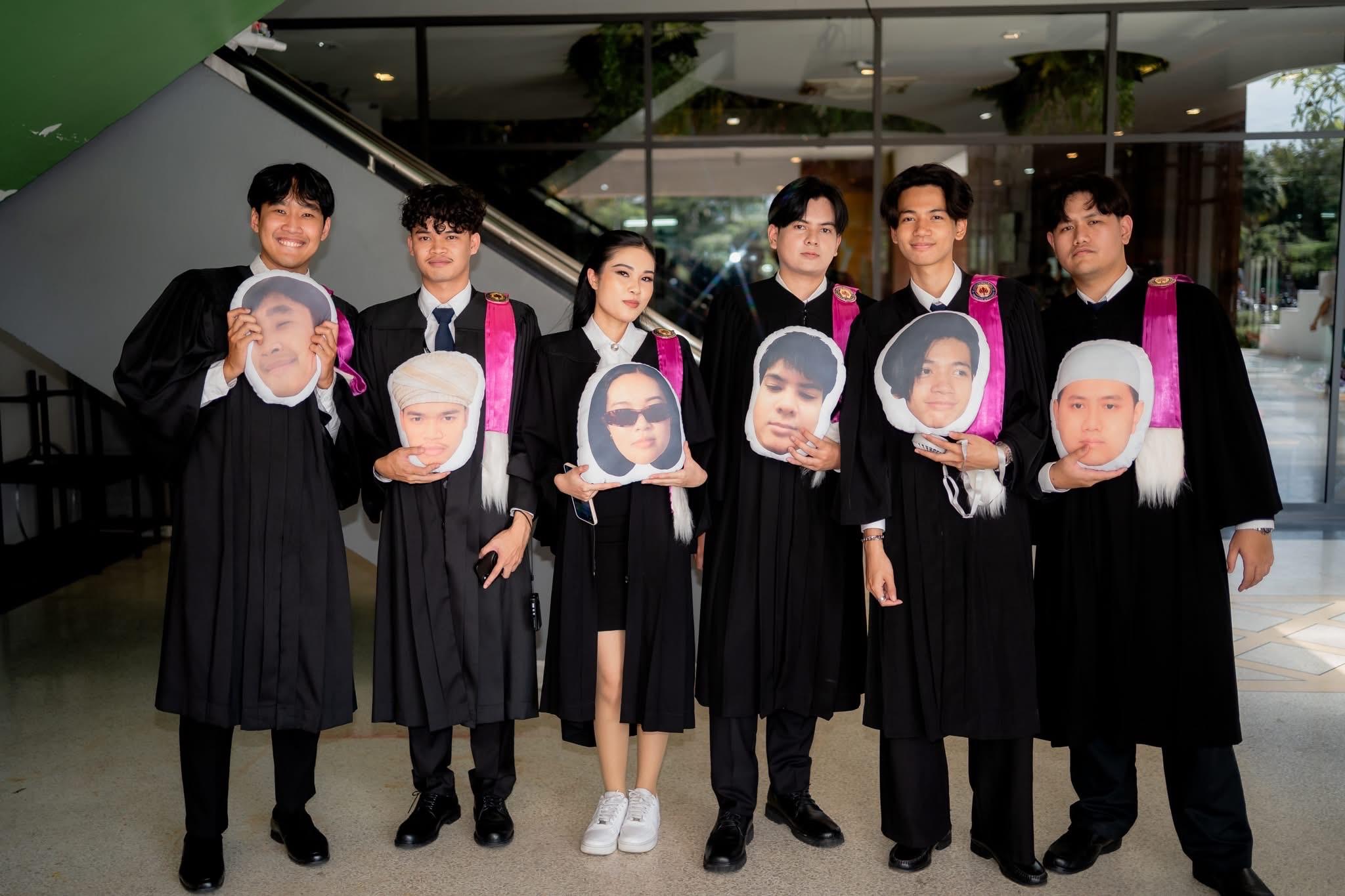 ผลงานรับปริญญา มหาวิทยาลัยศรีปทุม โดย Nat_B ภาพที่ 9