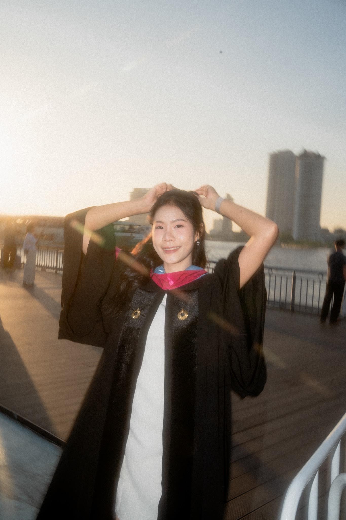 ผลงานรับปริญญา มหาวิทยาลัยรังสิต โดย Nat_B ภาพที่ 3
