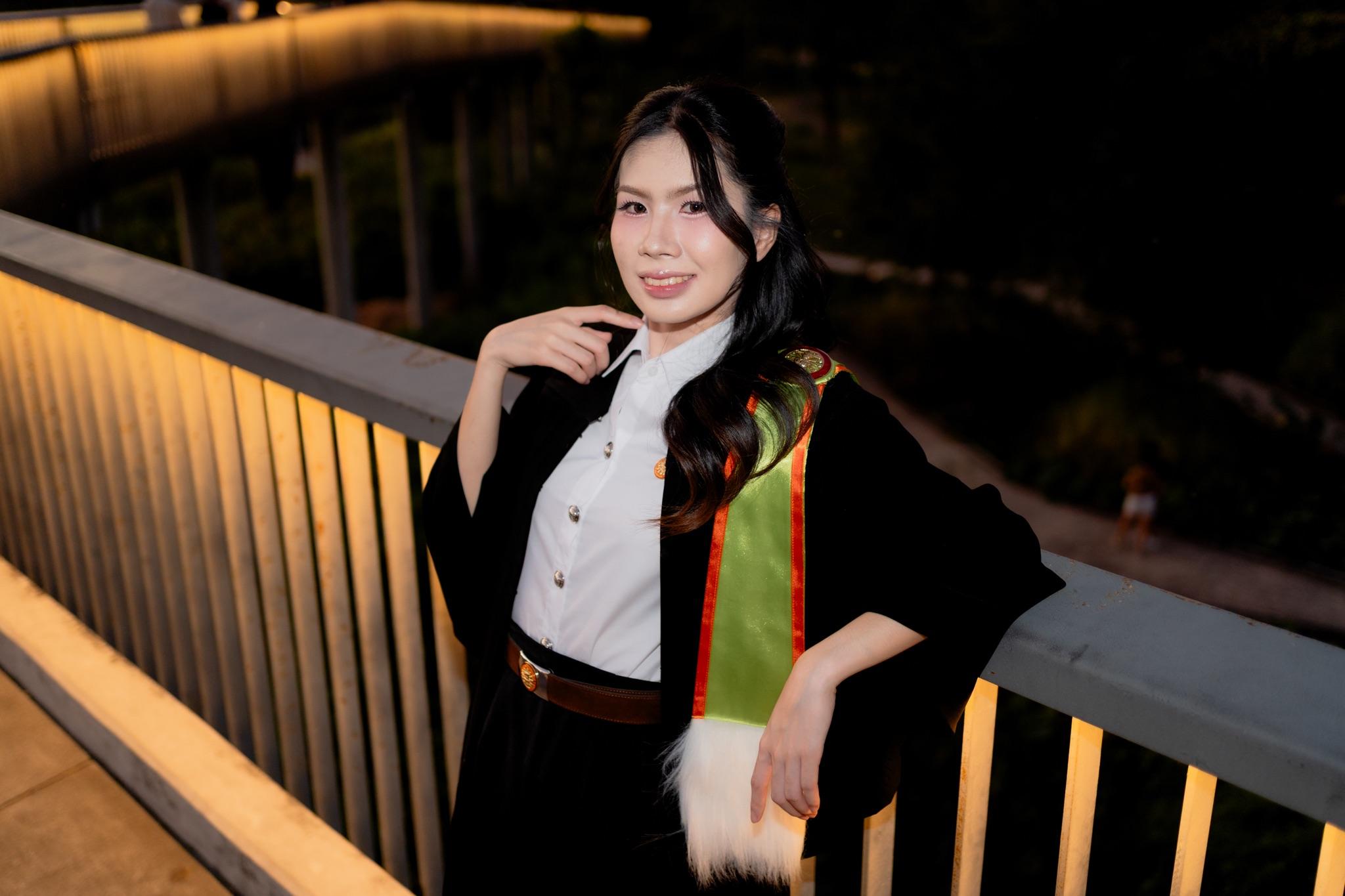 ผลงานรับปริญญา มหาวิทยาลัยธรรมศาสตร์ โดย Nat_B ภาพที่ 6