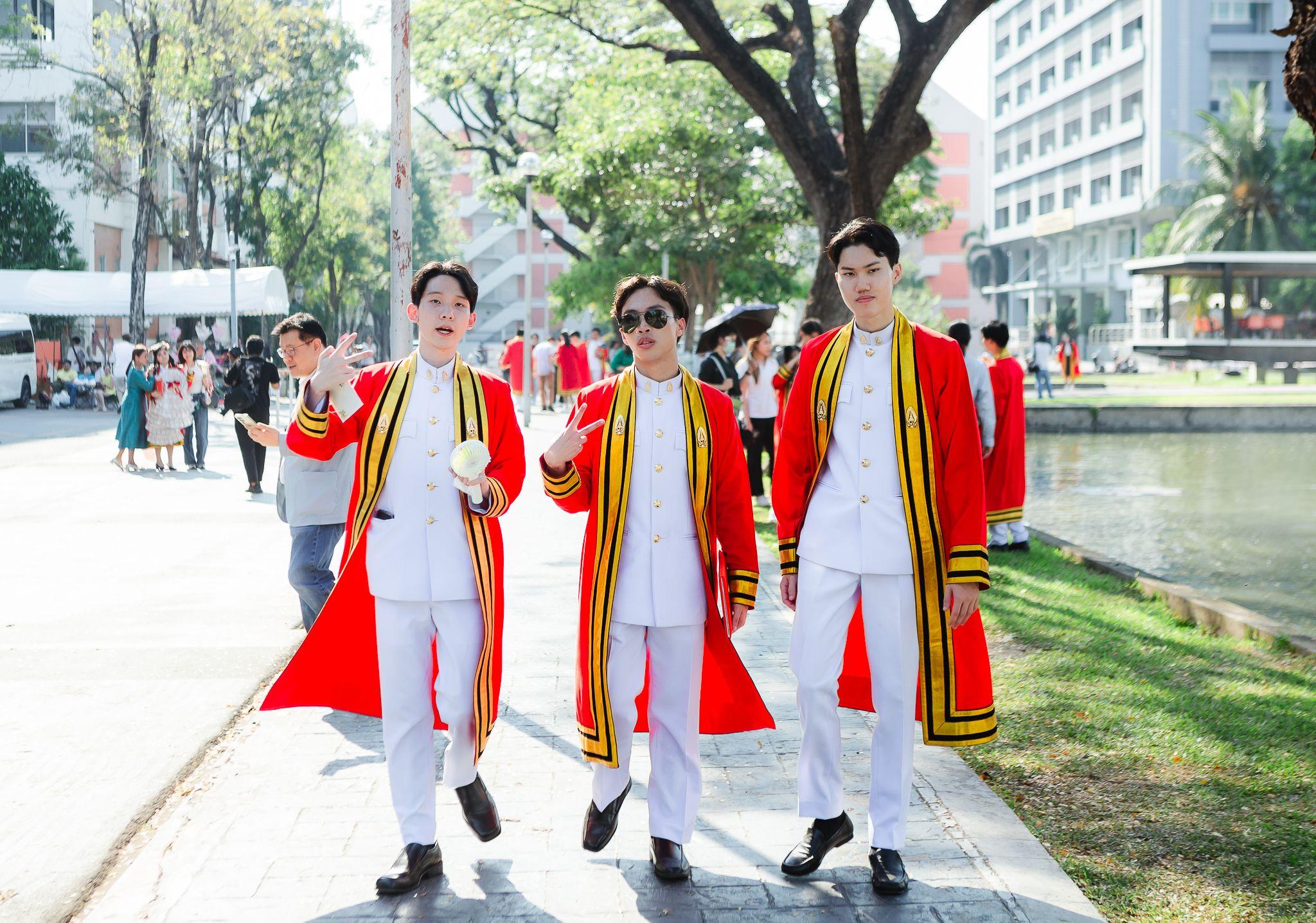 ผลงานรับปริญญา สถาบันเทคโนโลยีพระจอมเกล้าเจ้าคุณทหารลาดกระบัง โดย Boy Battapon ภาพที่ 12