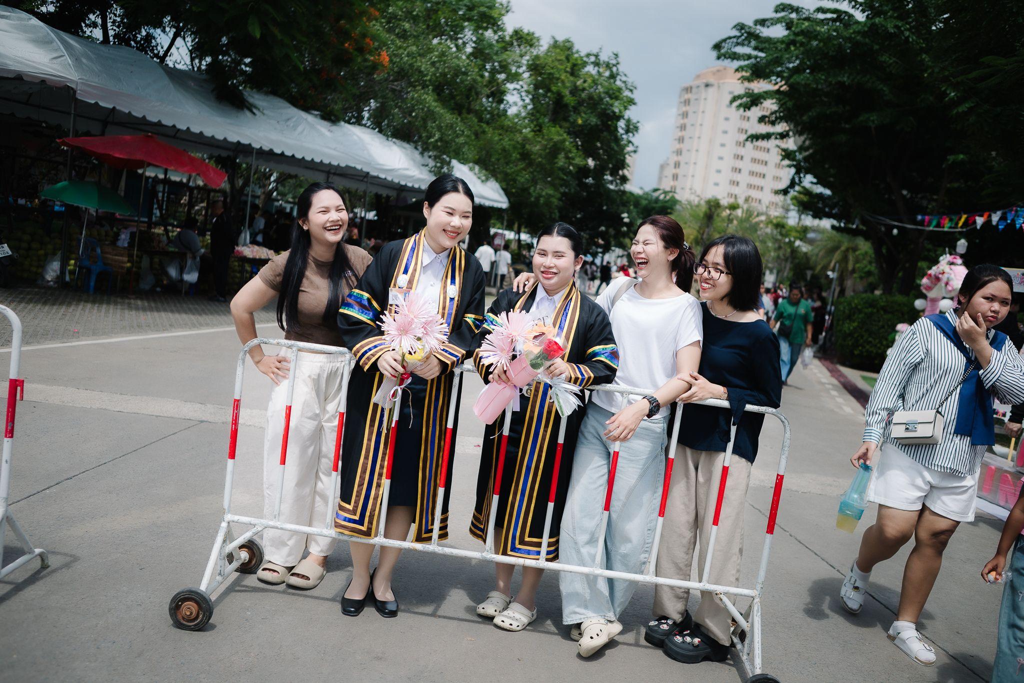ผลงานรับปริญญา มหาวิทยาลัยราชภัฏนครปฐม โดย Boy Battapon ภาพที่ 5