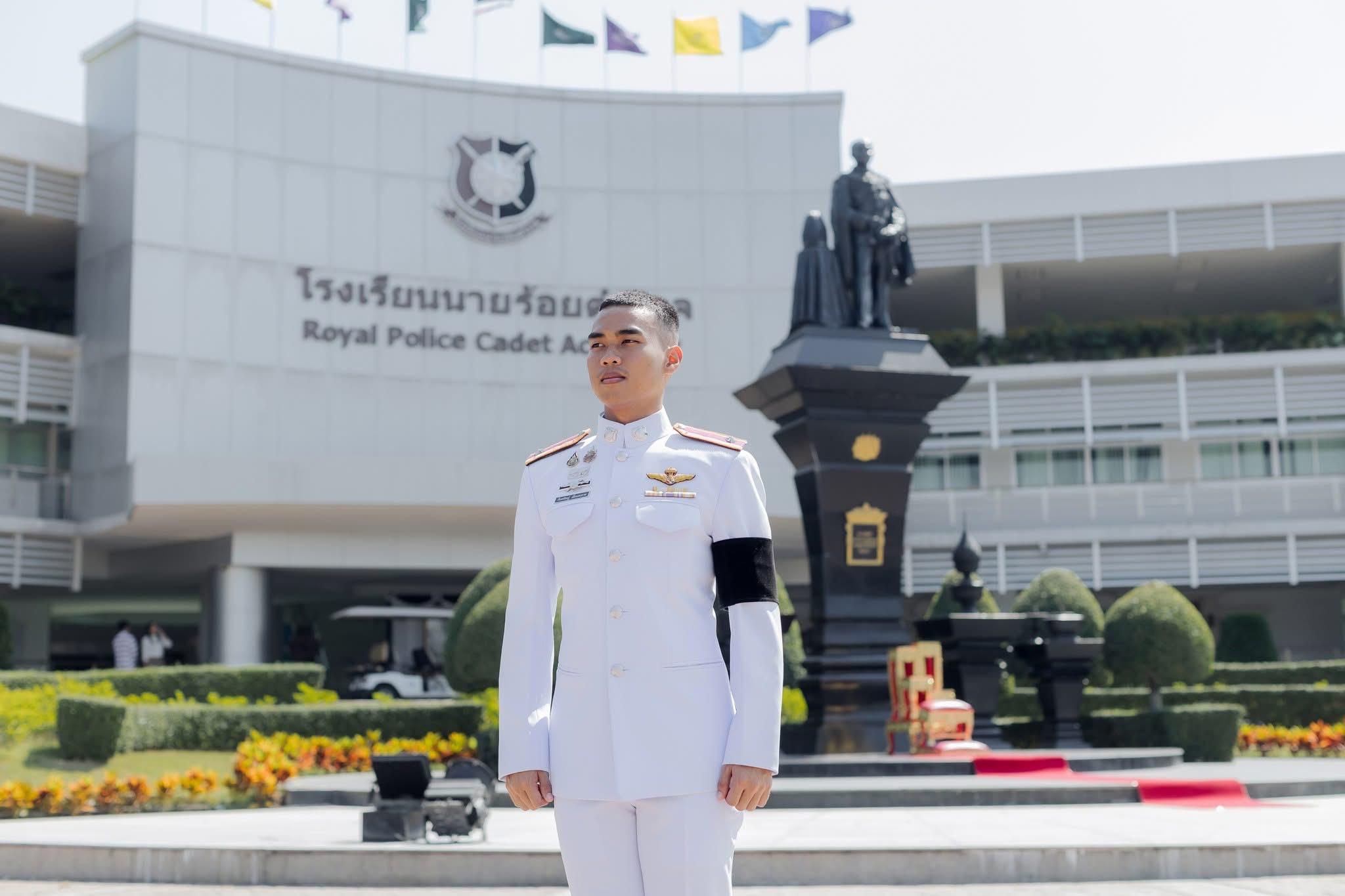ผลงานรับปริญญา โรงเรียนนายร้อยตำรวจ โดย AKE. ภาพที่ 2