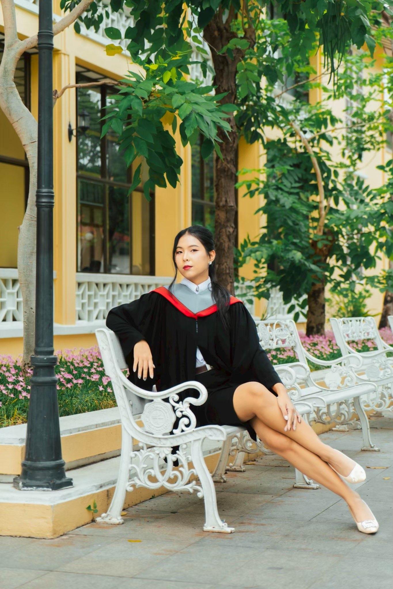 ผลงานรับปริญญา โดย Px-VII ภาพที่ 3