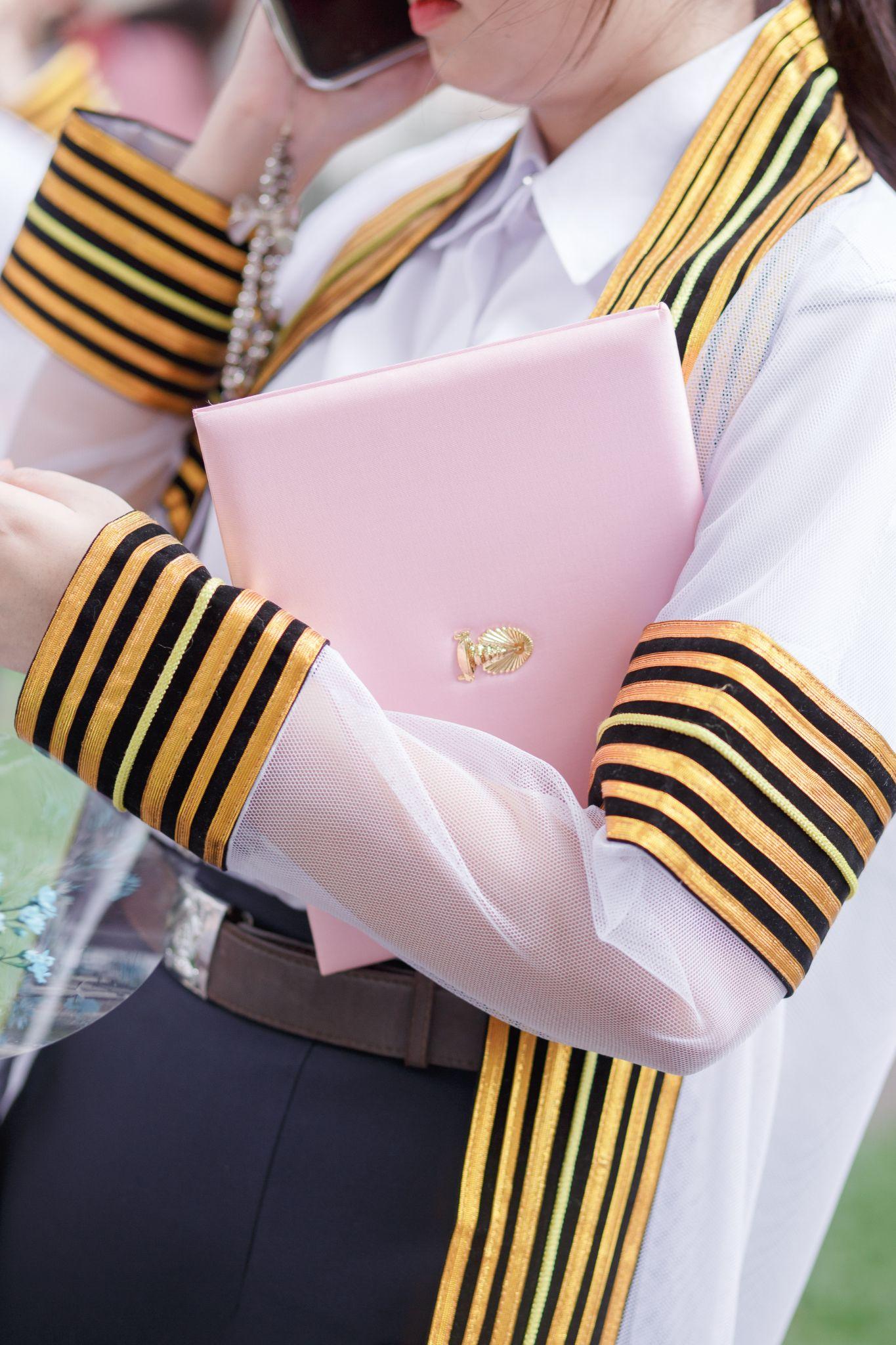 ผลงานรับปริญญา โดย Papae_o ภาพที่ 4